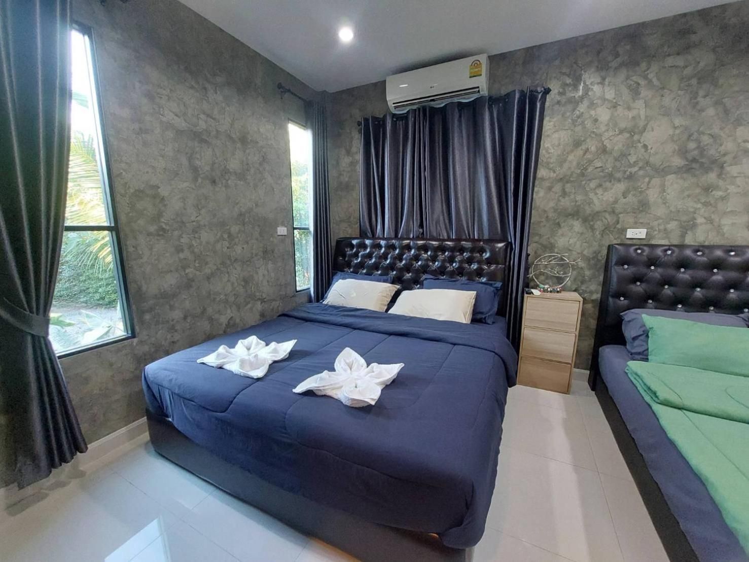 Triple Room with Private Bathroom