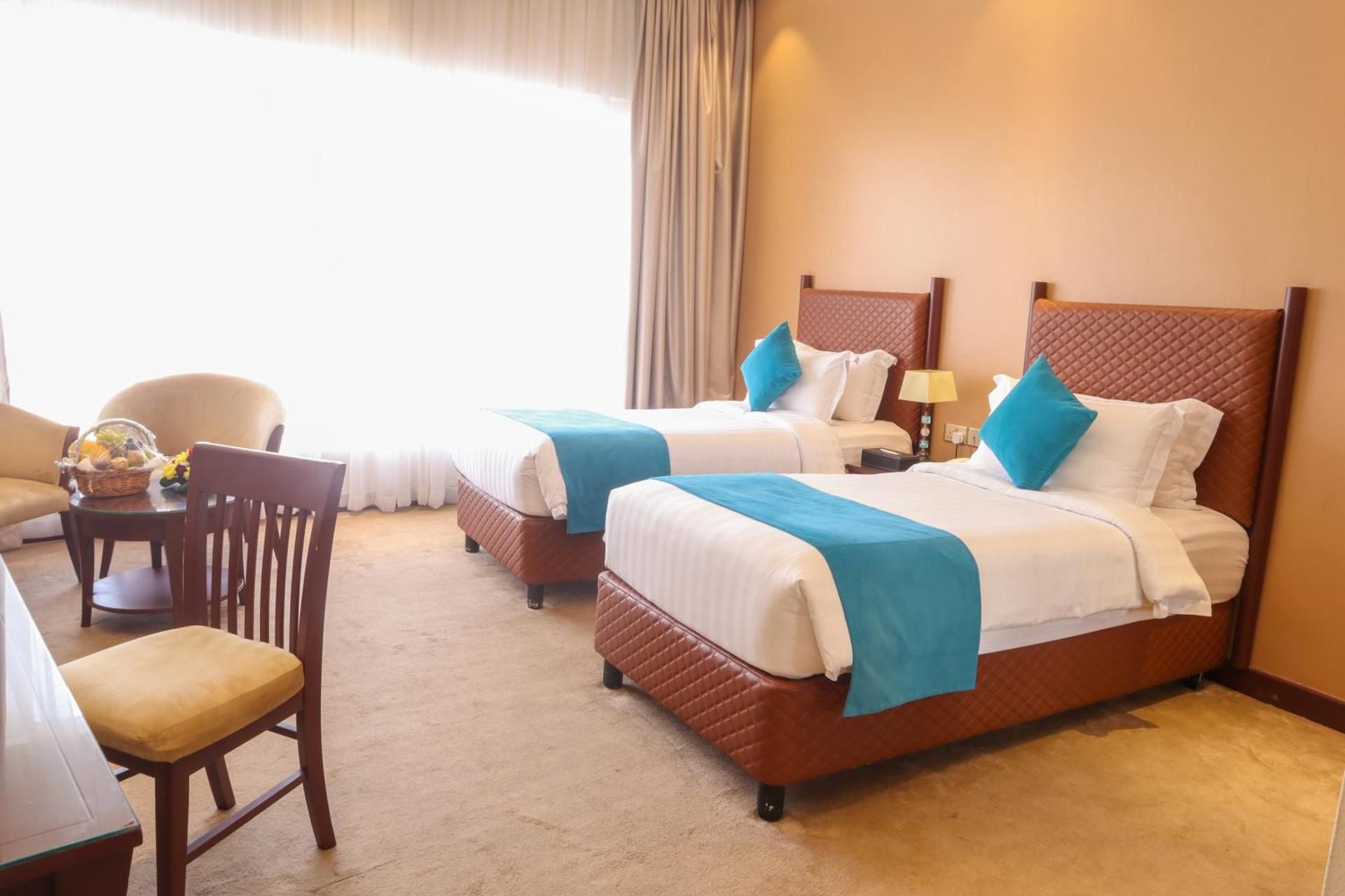 Happy Days Hotel Superior Room Twin Bed