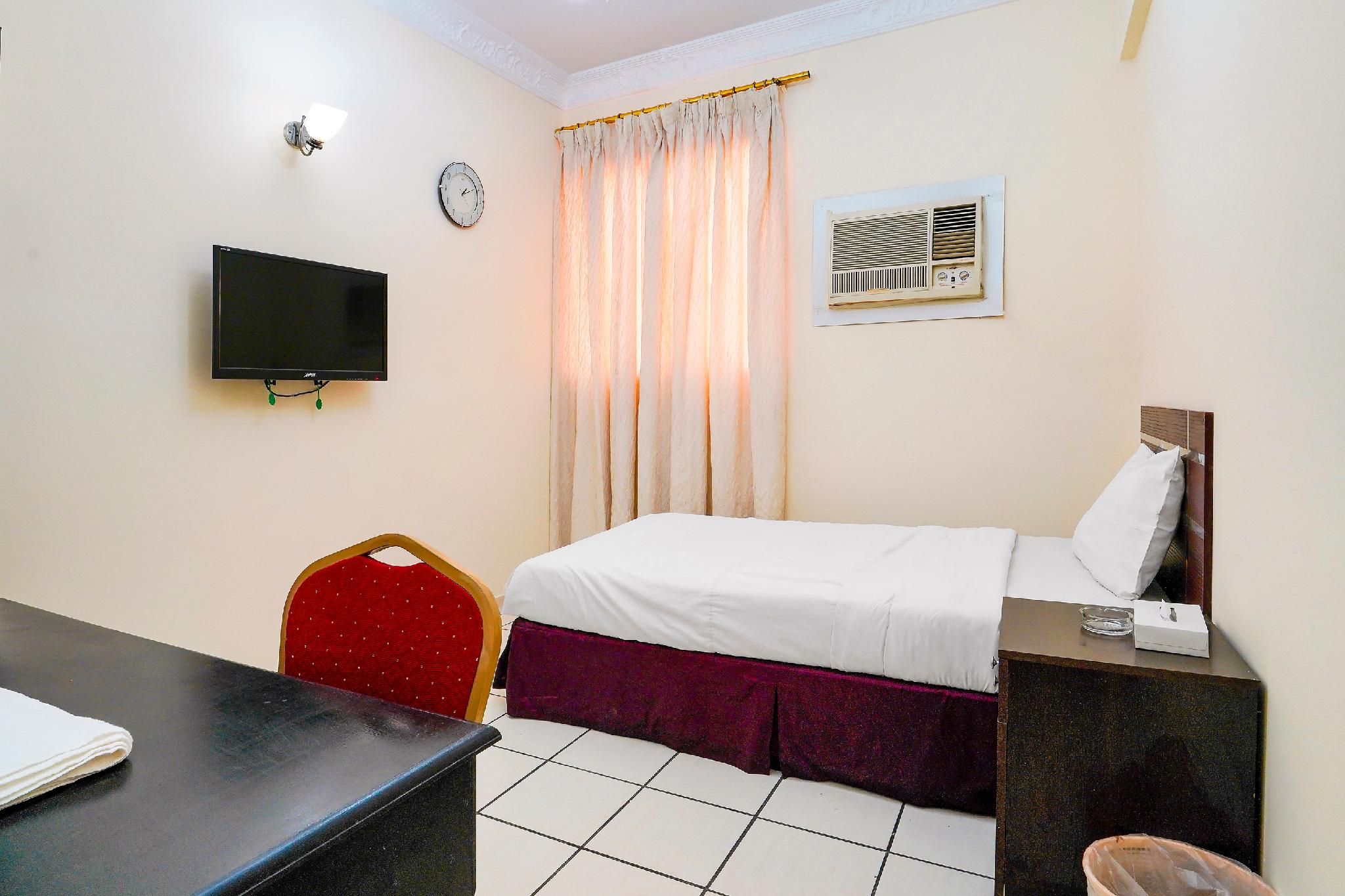 One Bedroom Apartment