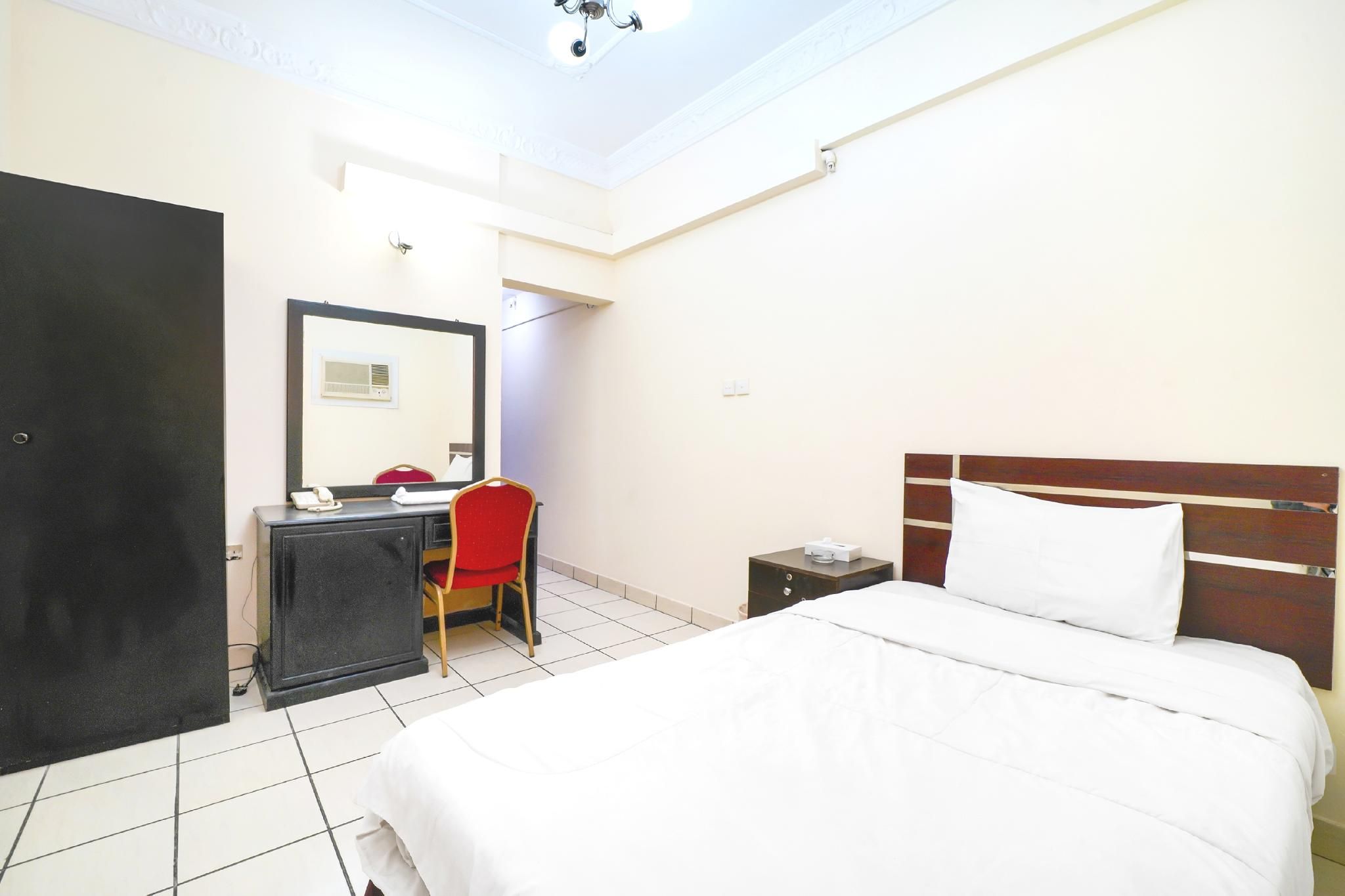 One Bedroom Apartment