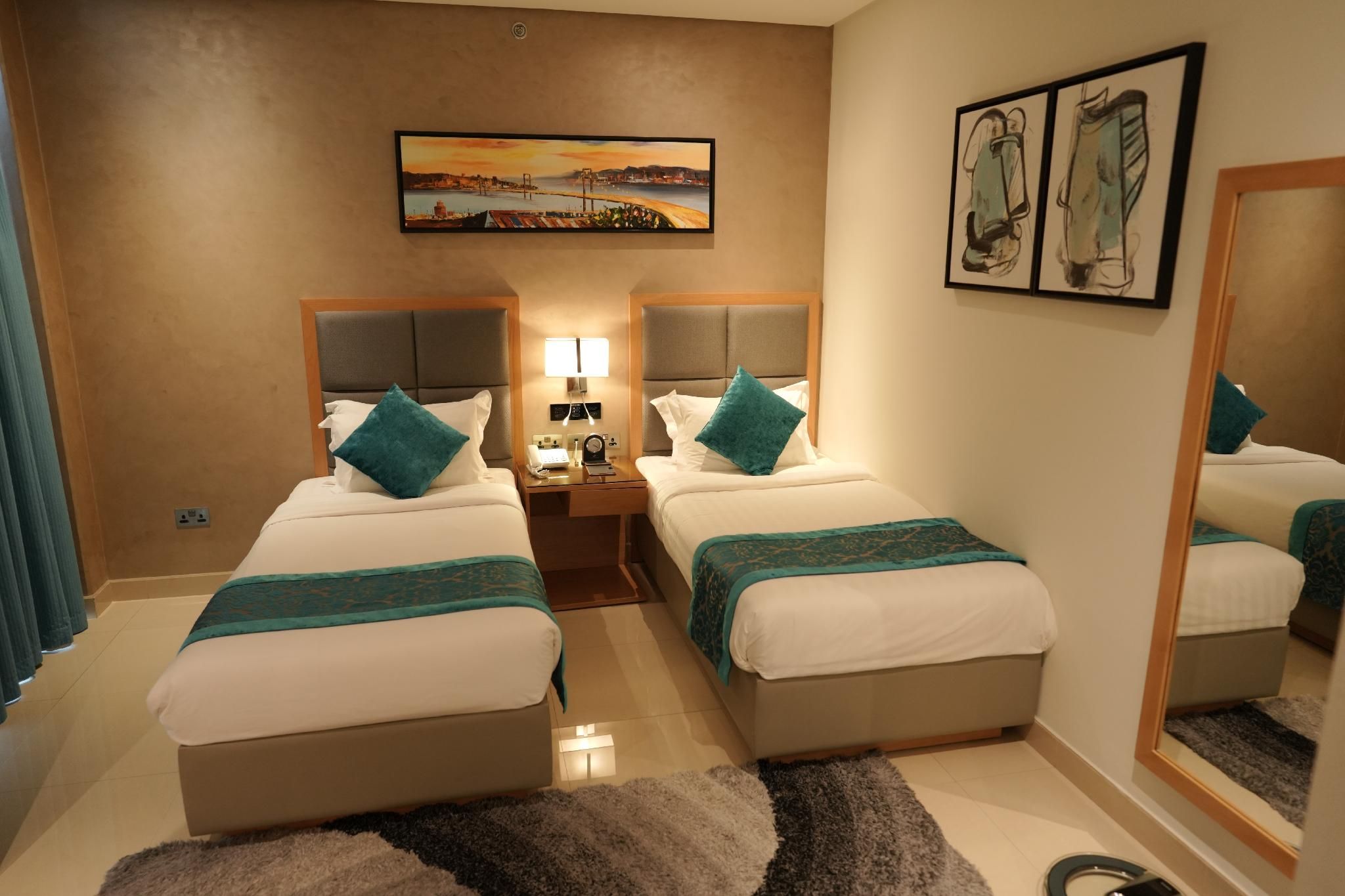Deluxe Twin Room