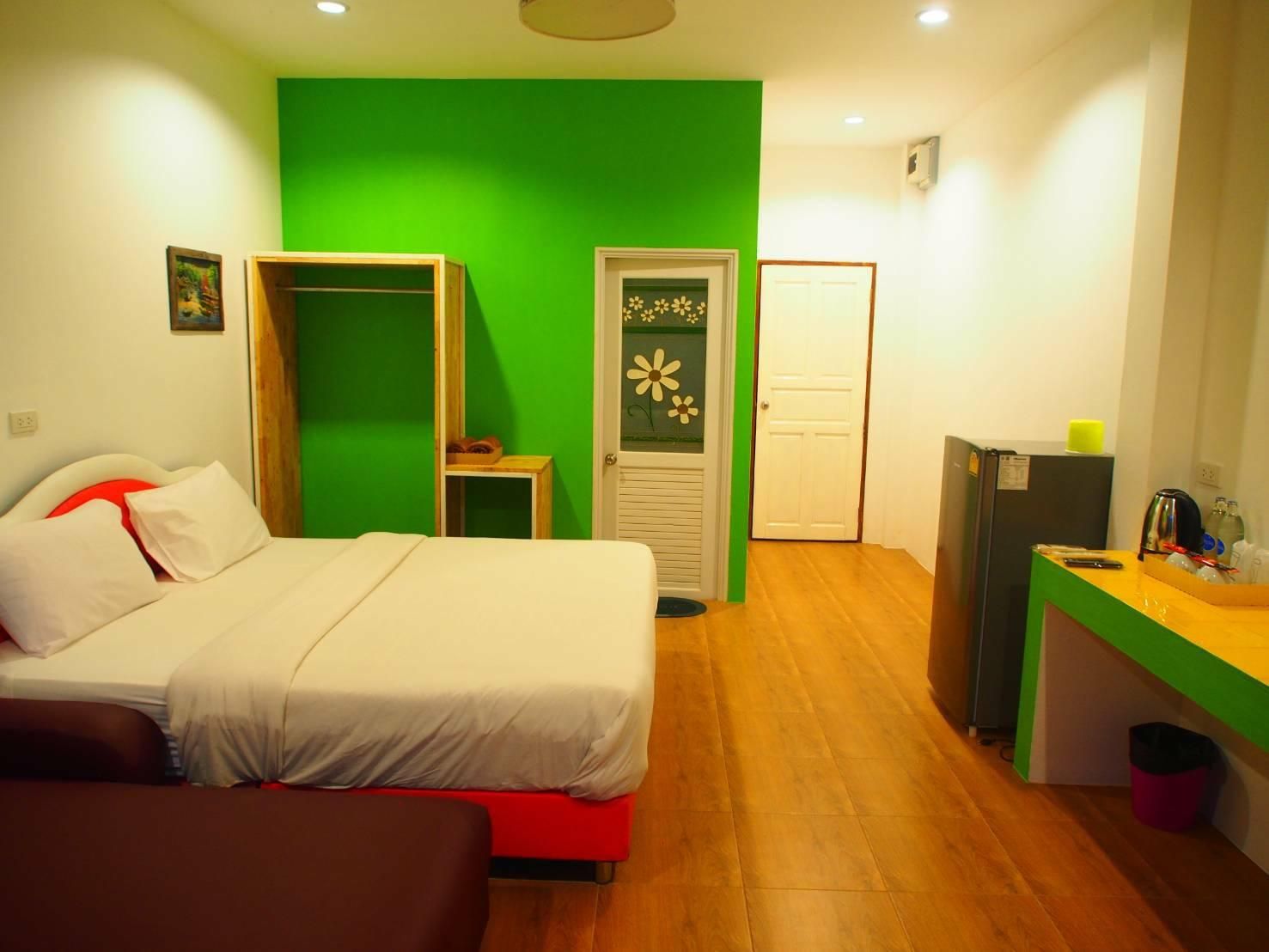 Melon Sky Superior Double Room with Sofa Bed