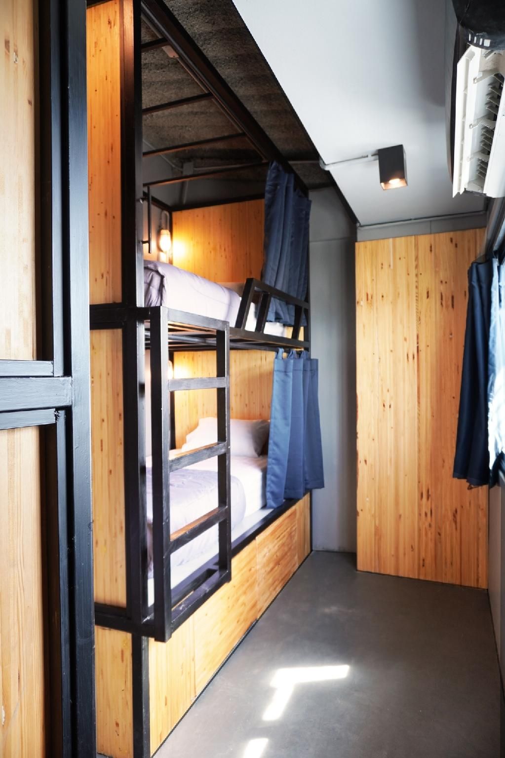 poonpun poshtel Room for 8 People 2