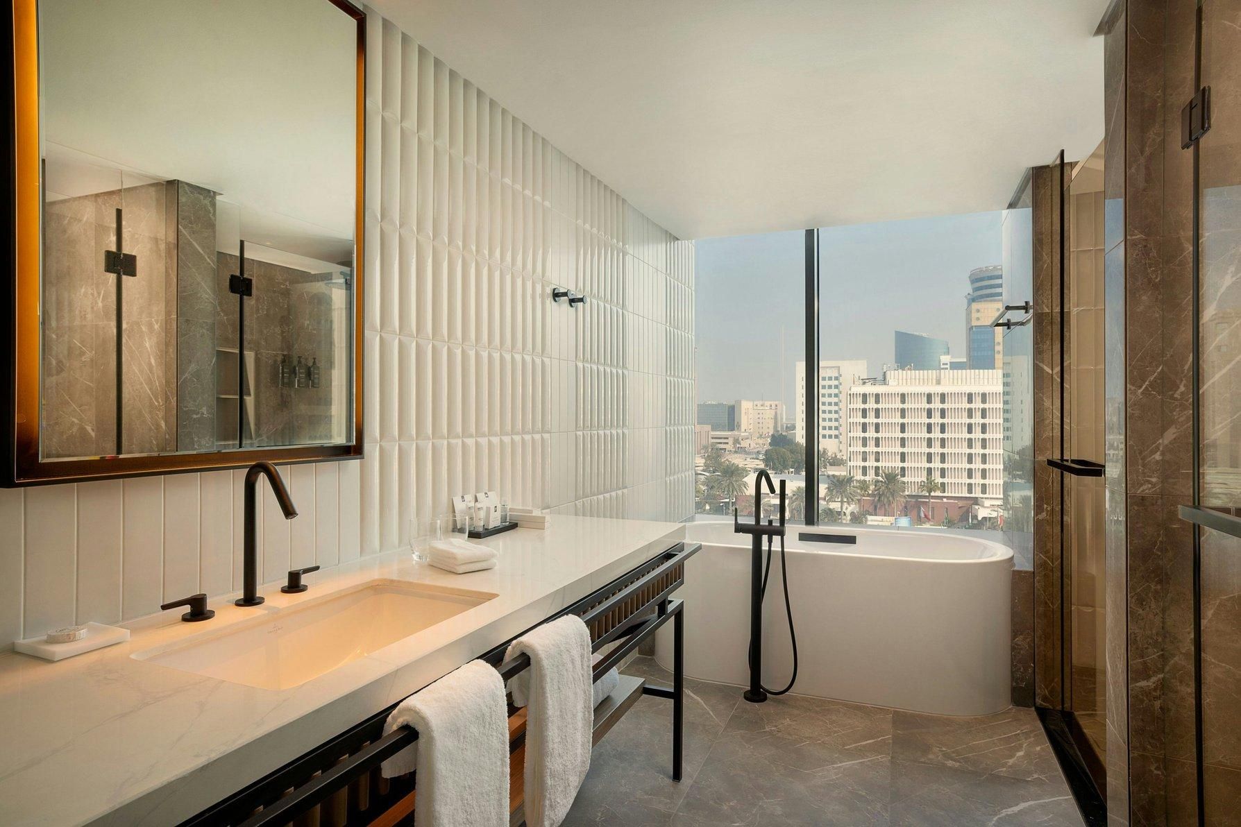 Club Lounge Access, Junior Suite, 1 King, City View