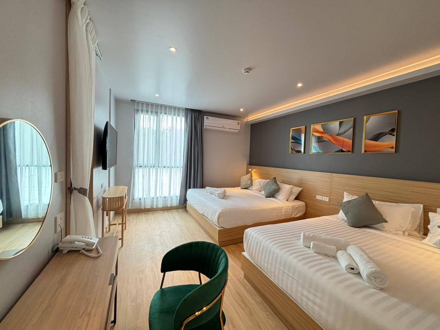 Studio, 2 Double, Sofa bed