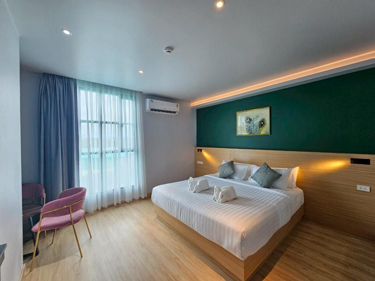 Deluxe Double Room with Bath