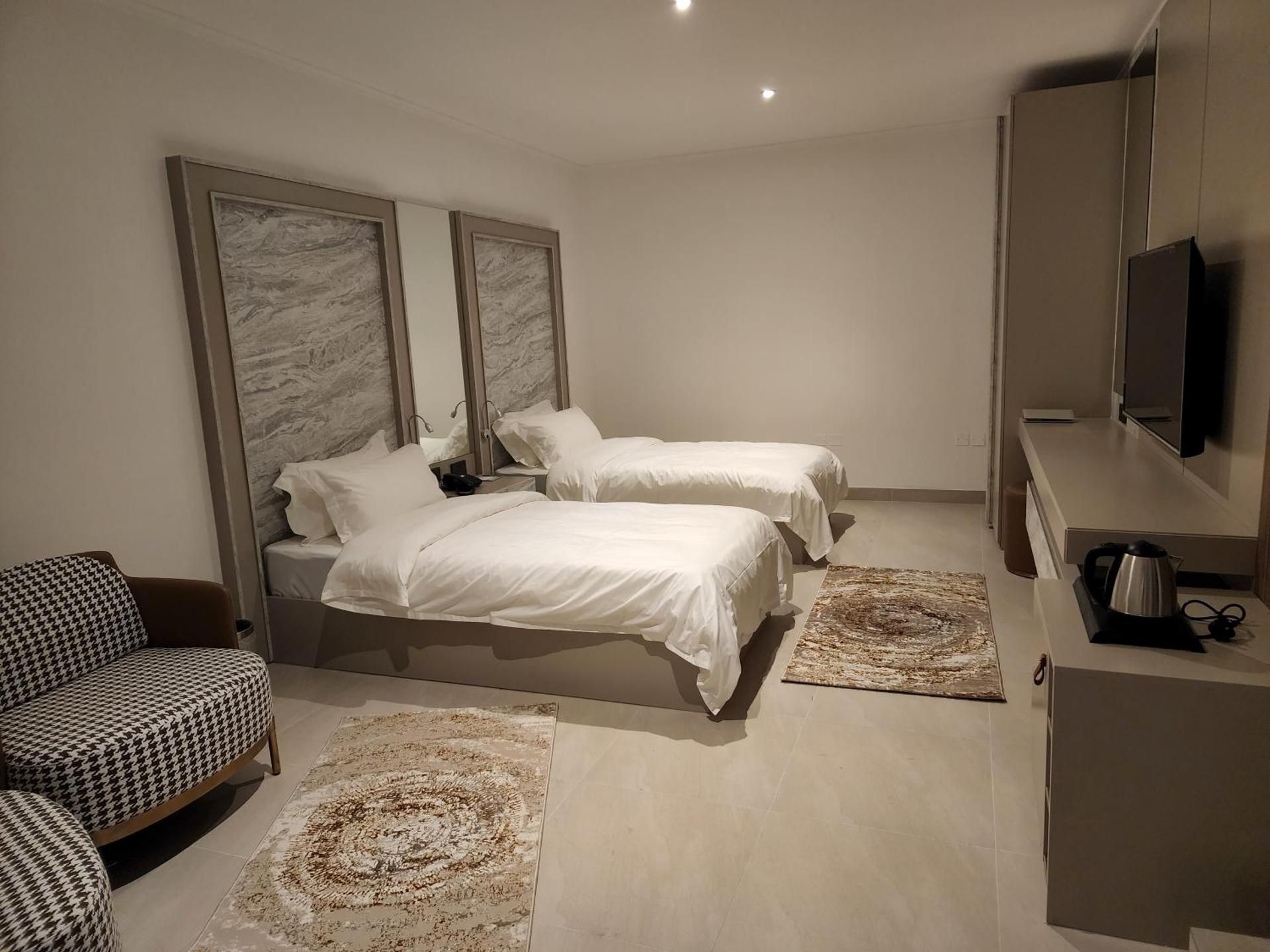 Imperial Suites Hotel Budget Twin Room