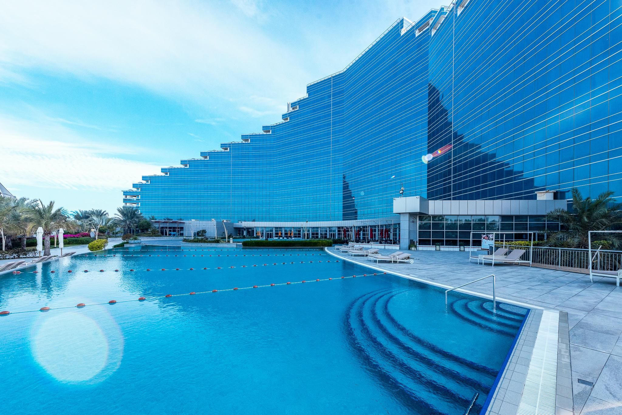 swimming pool [kids]