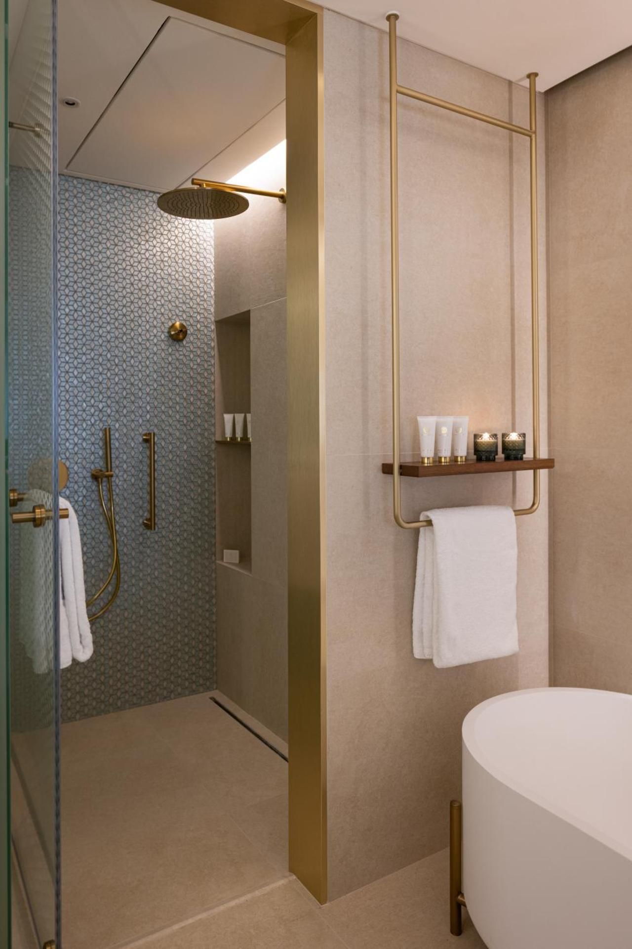 Ocean Deluxe Room - with complimentary access to a private beach, 5 temperature-controlled pools, kids and teens clubs
