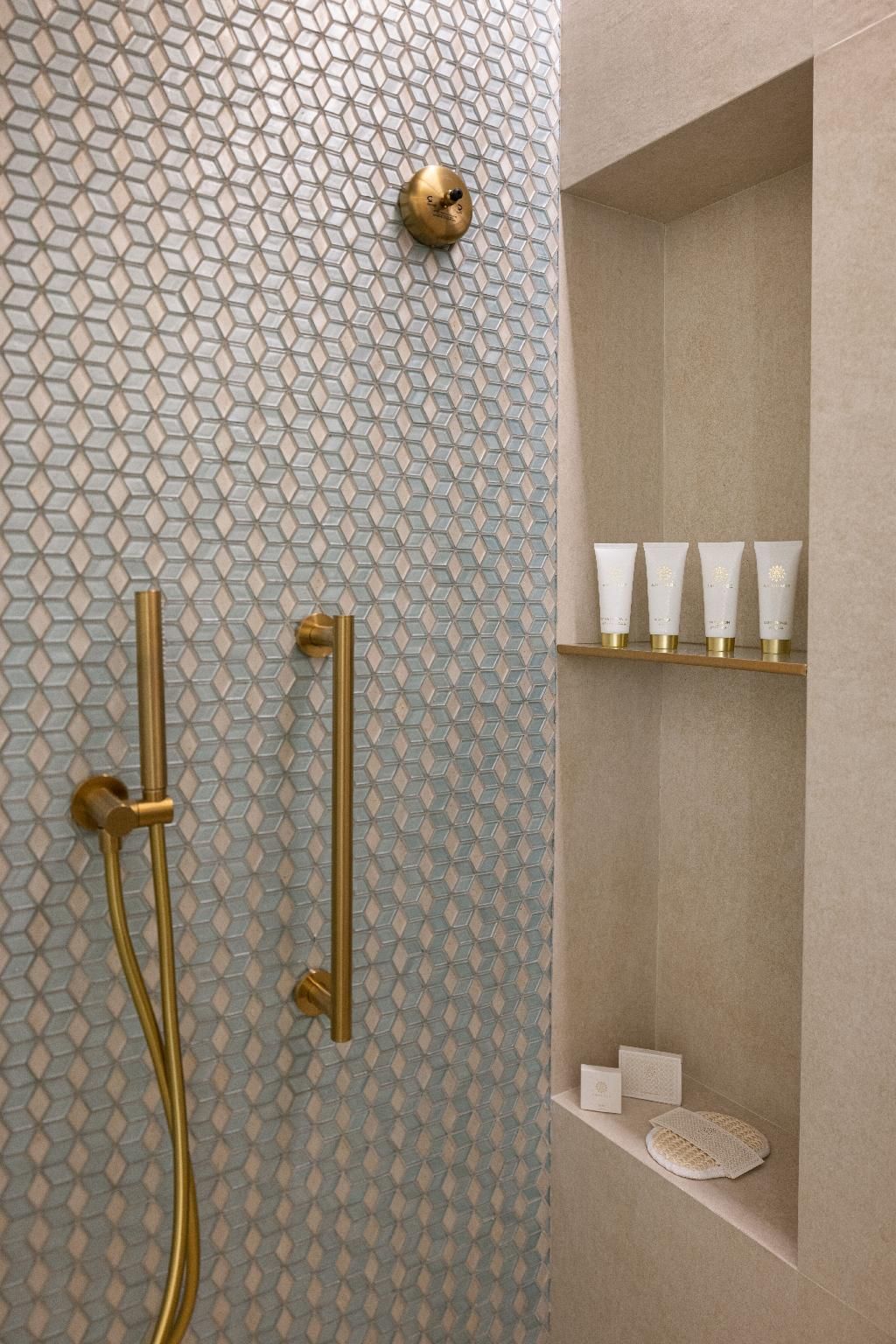 Jumeirah Gulf of Bahrain Resort Deluxe Room 3