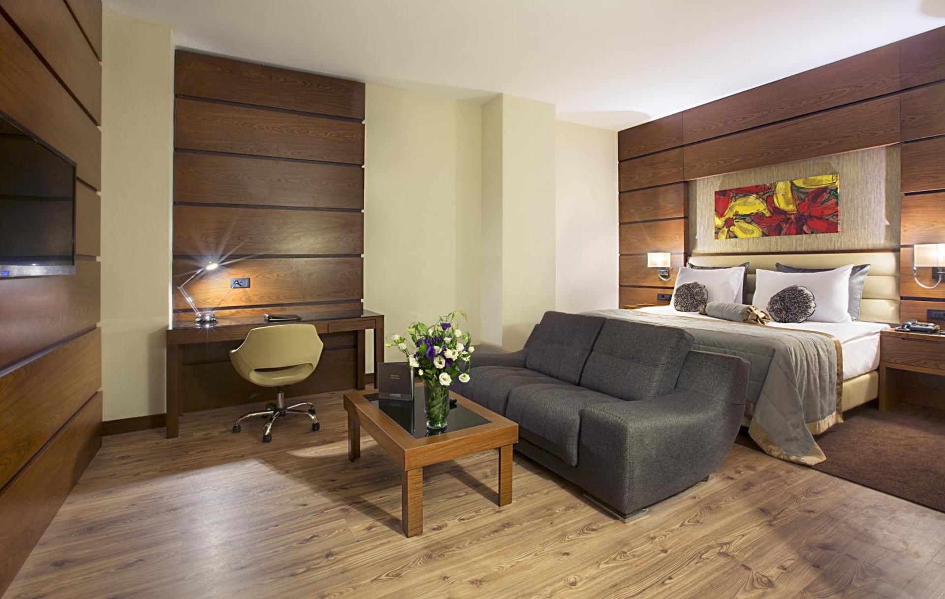 Executive Suite