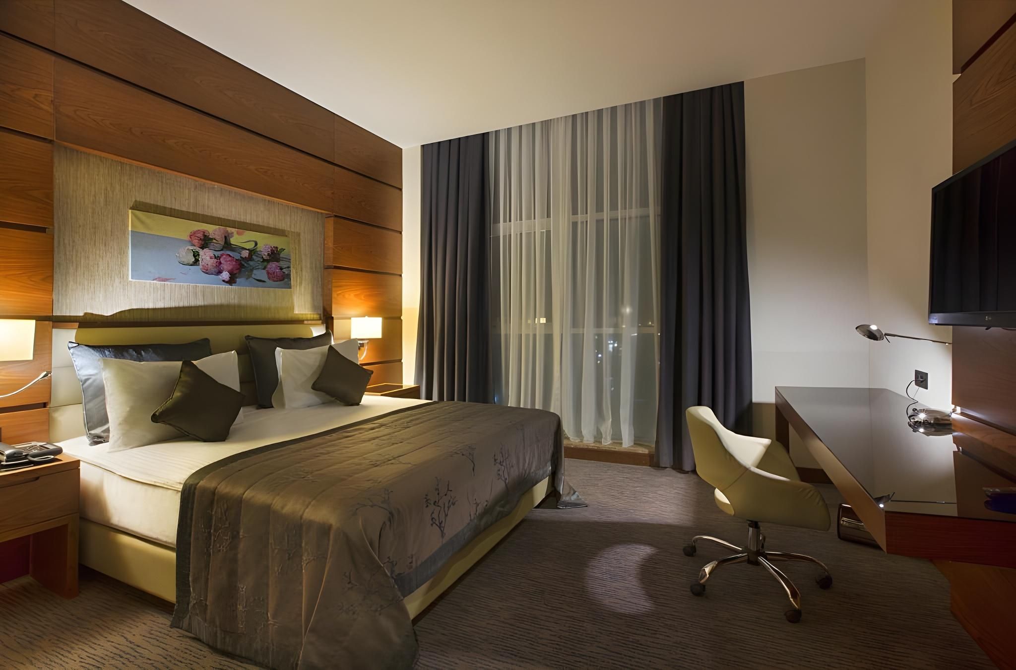 Senior Suite