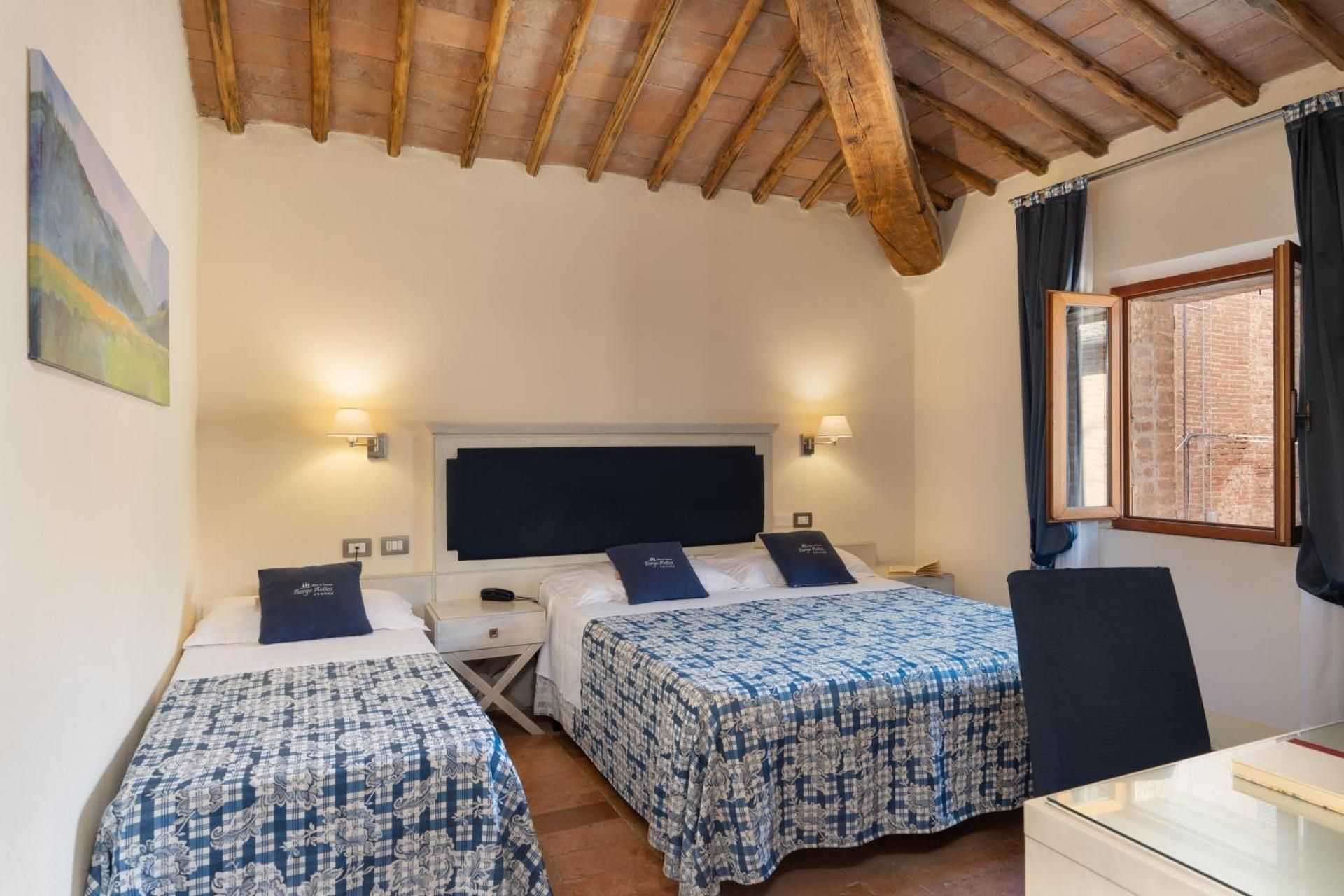 Triple Room