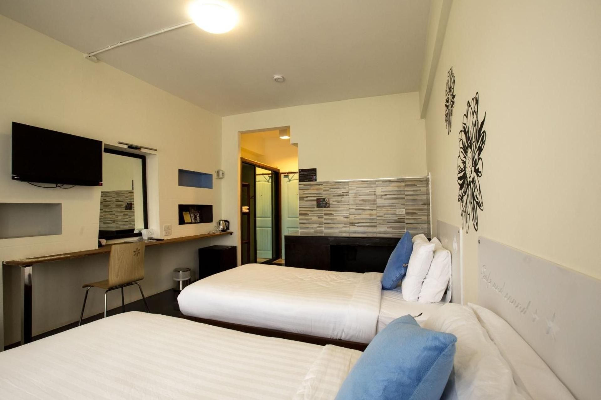 Twin Room - Non-Smoking