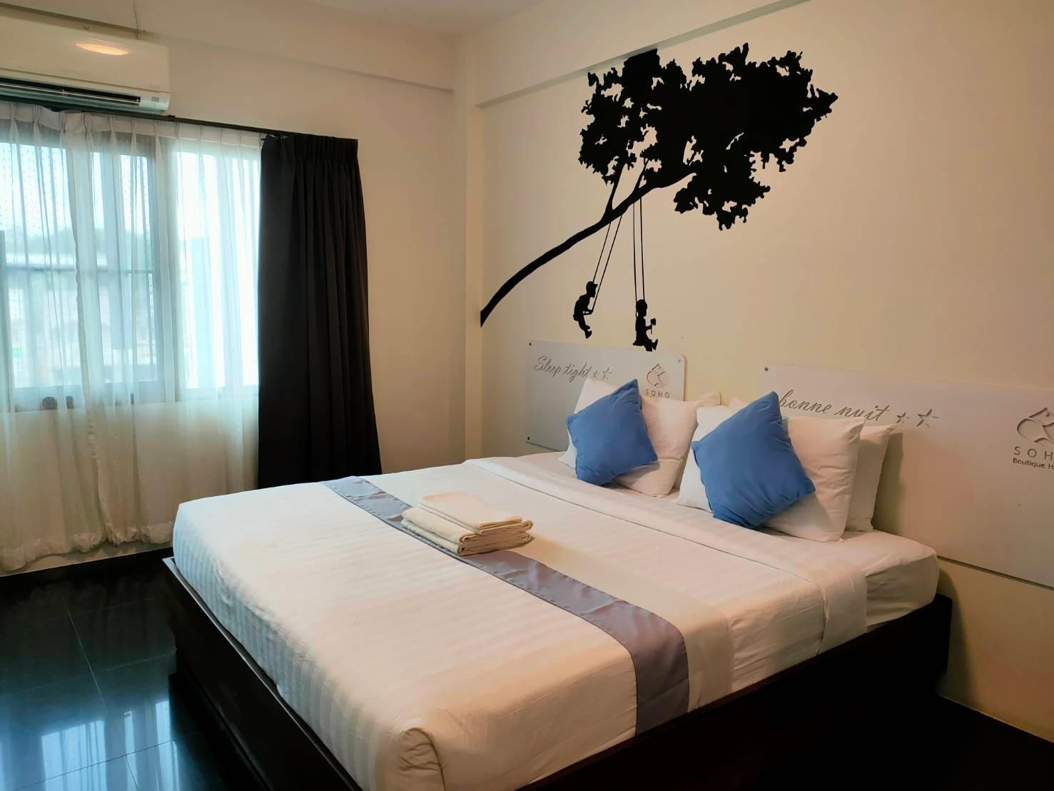 King Room - Non-Smoking