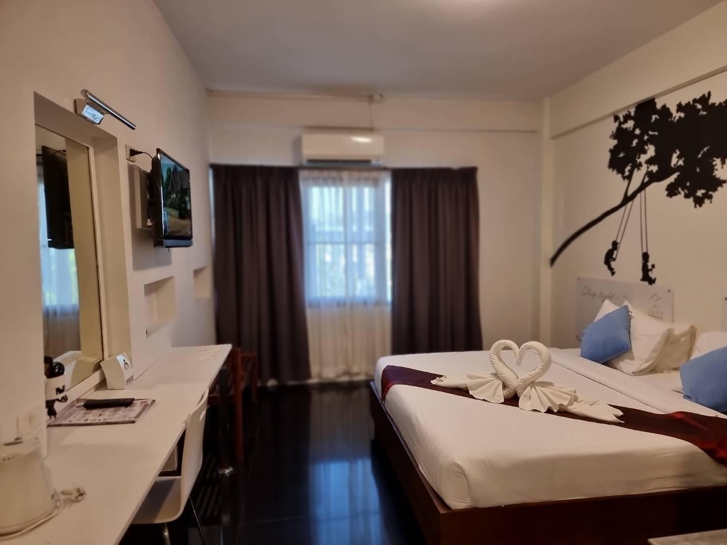 King Room - Non-Smoking