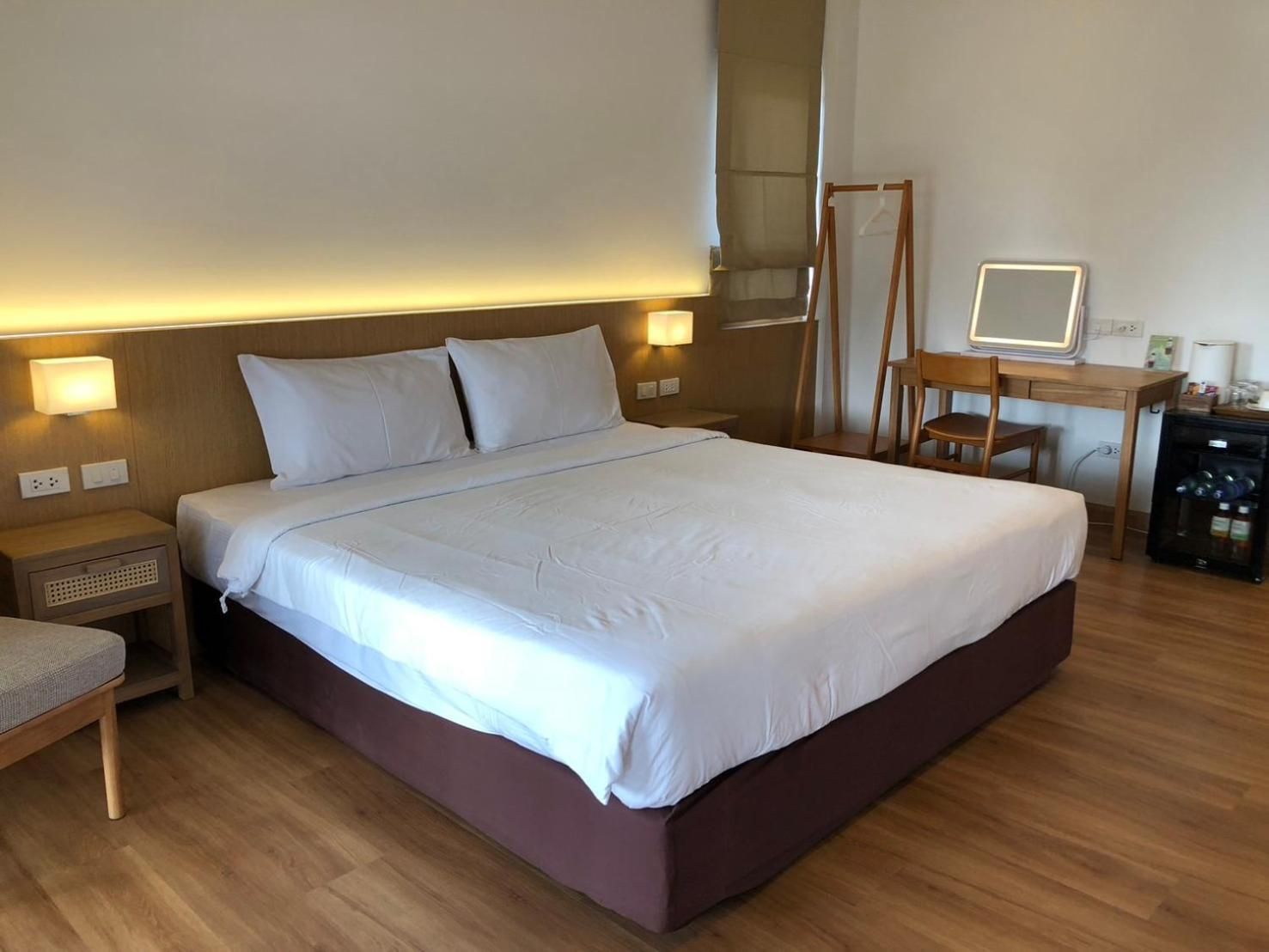 King Room with Garden View