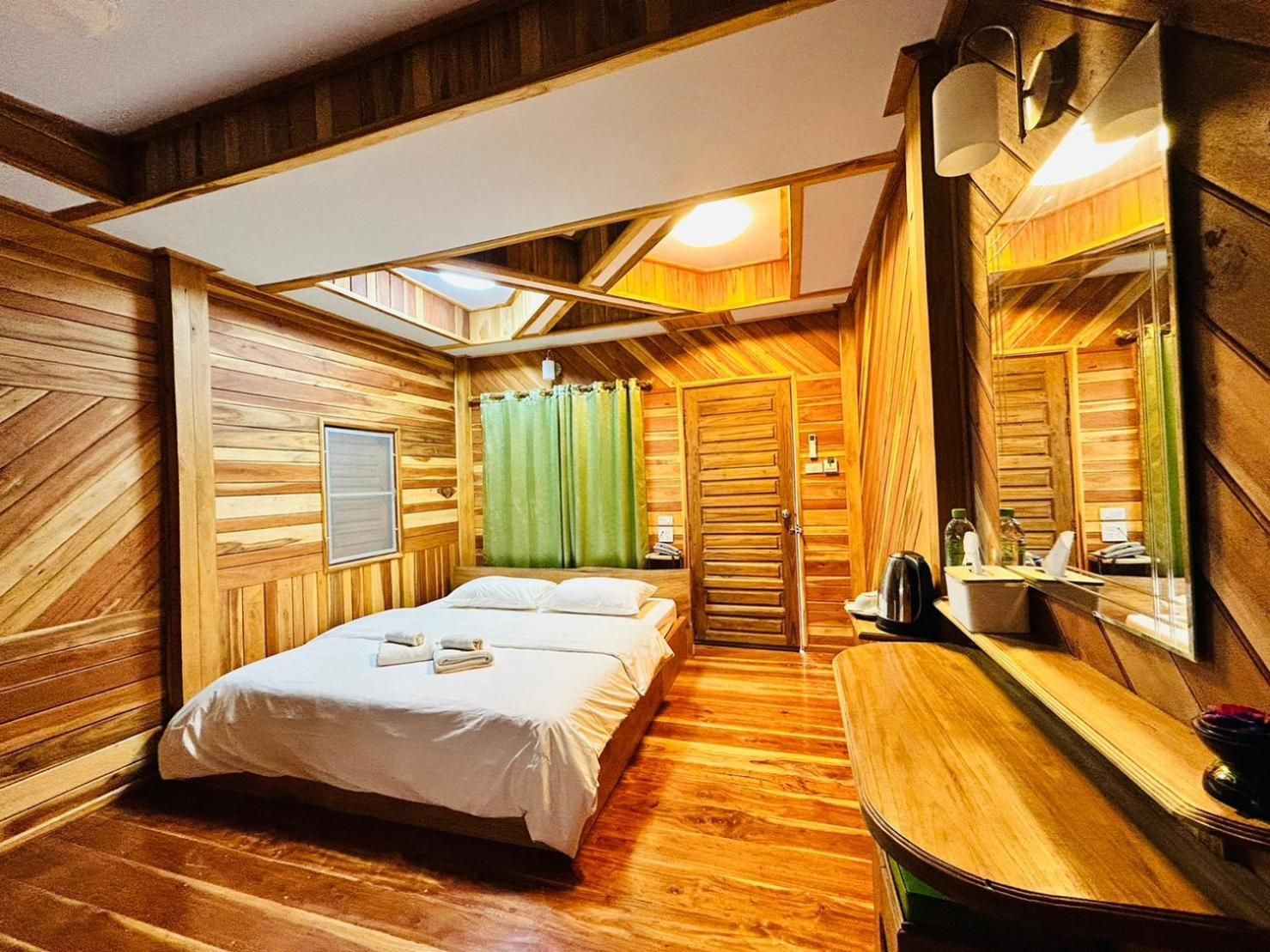 Standard - 1 Double Bed with Balcony