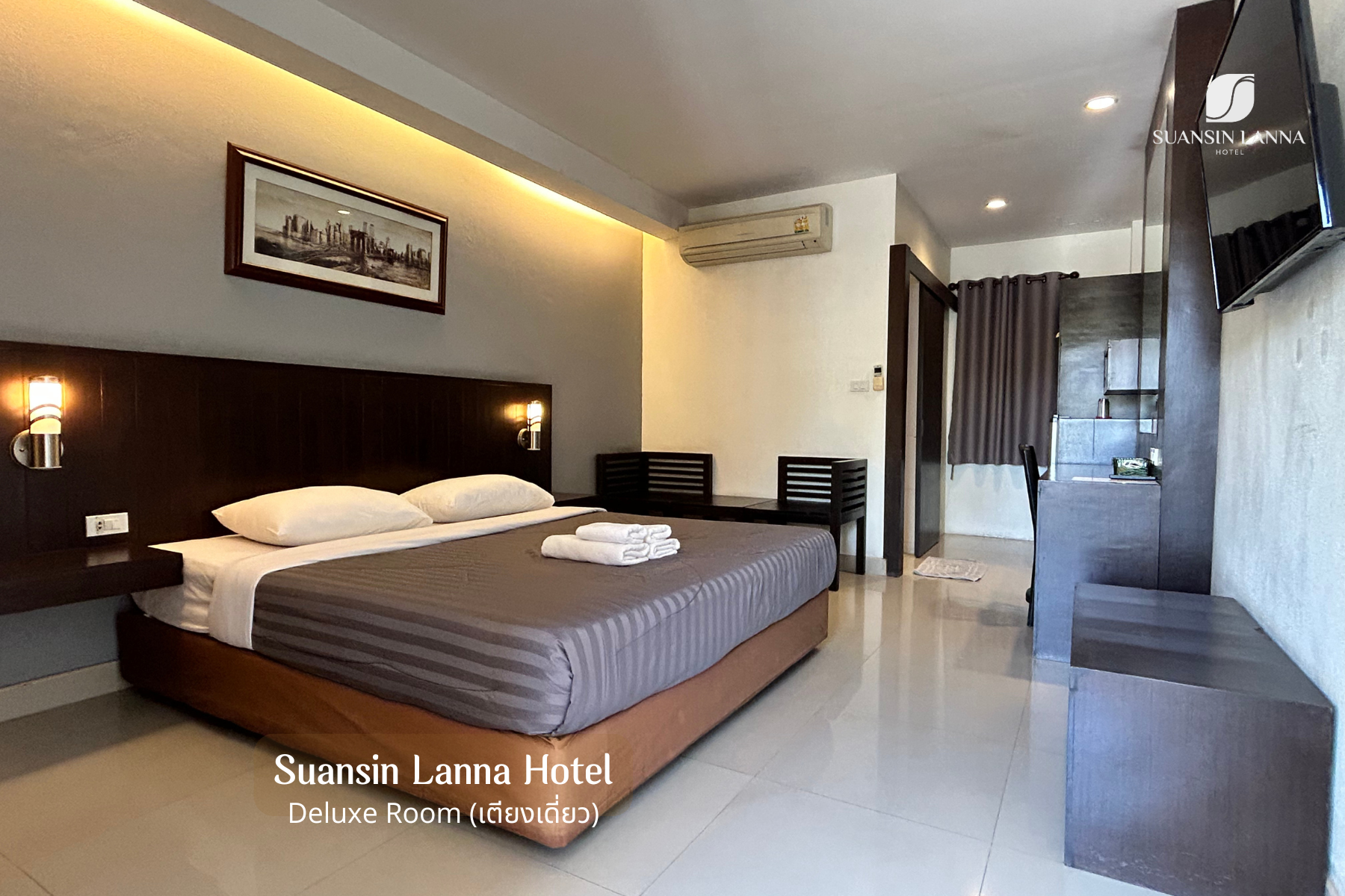 Deluxe King Room - Non-Smoking