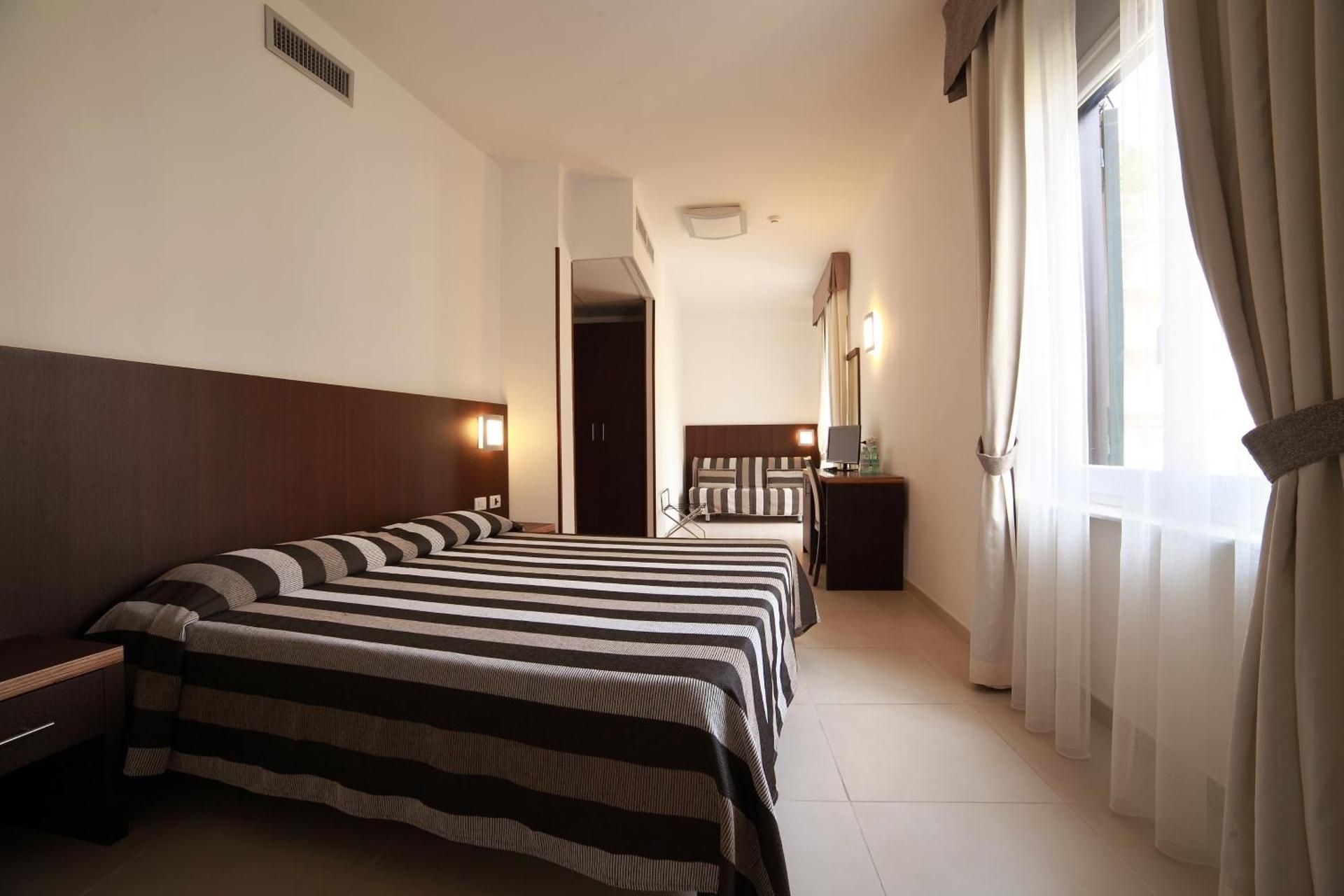 Comfort Quadruple Room