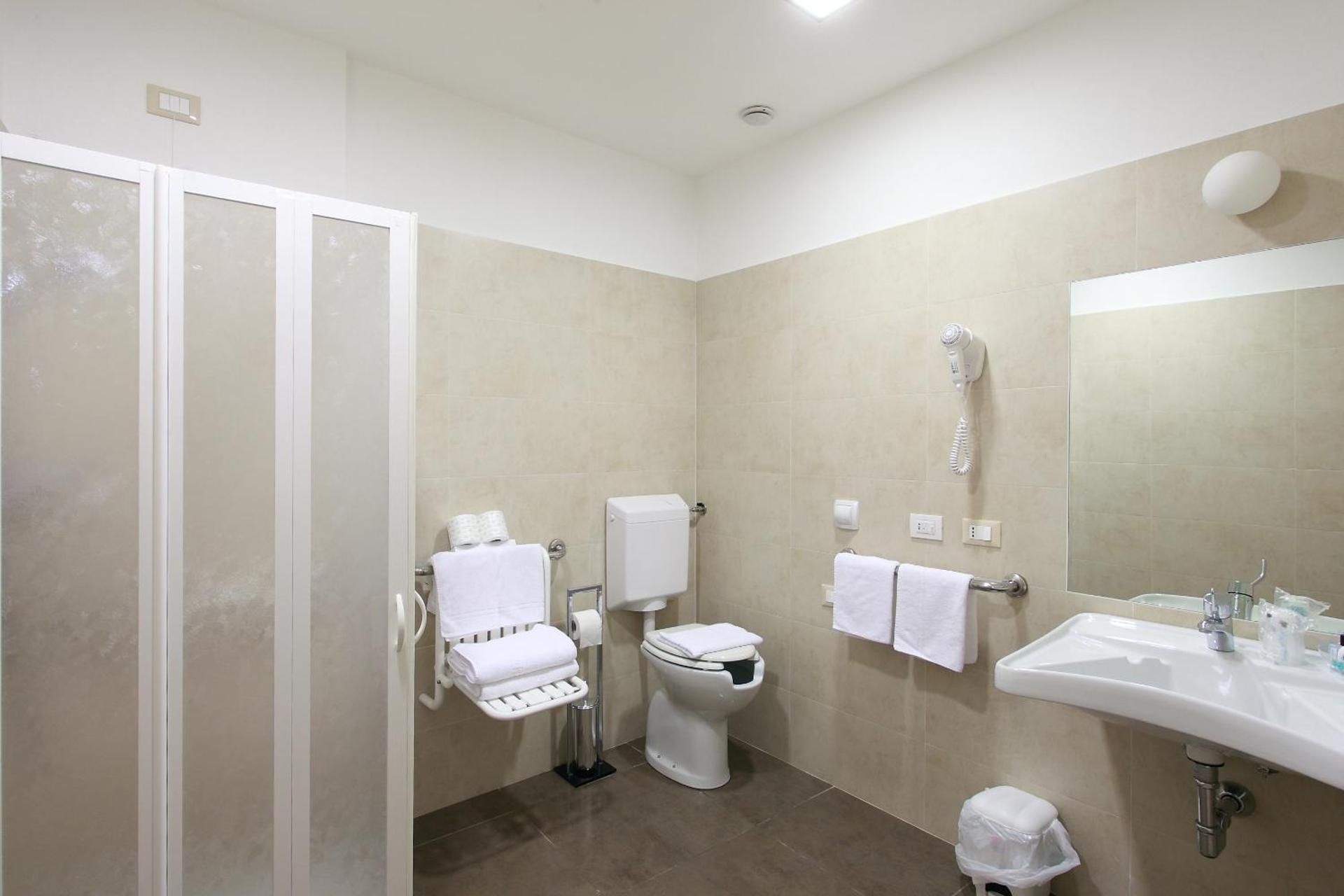 Small Economy Double Room - Ground Floor