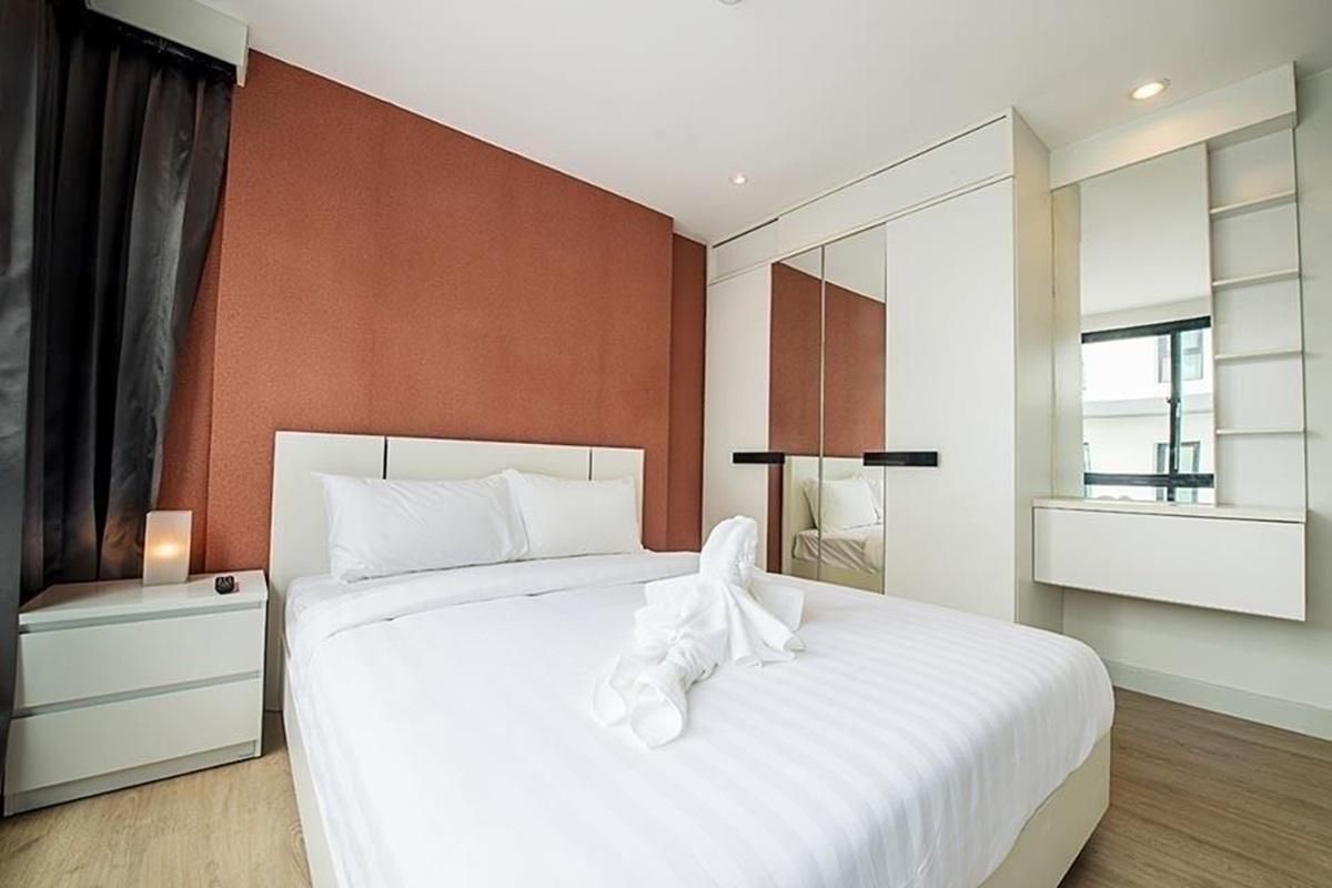 Standard Queen Room