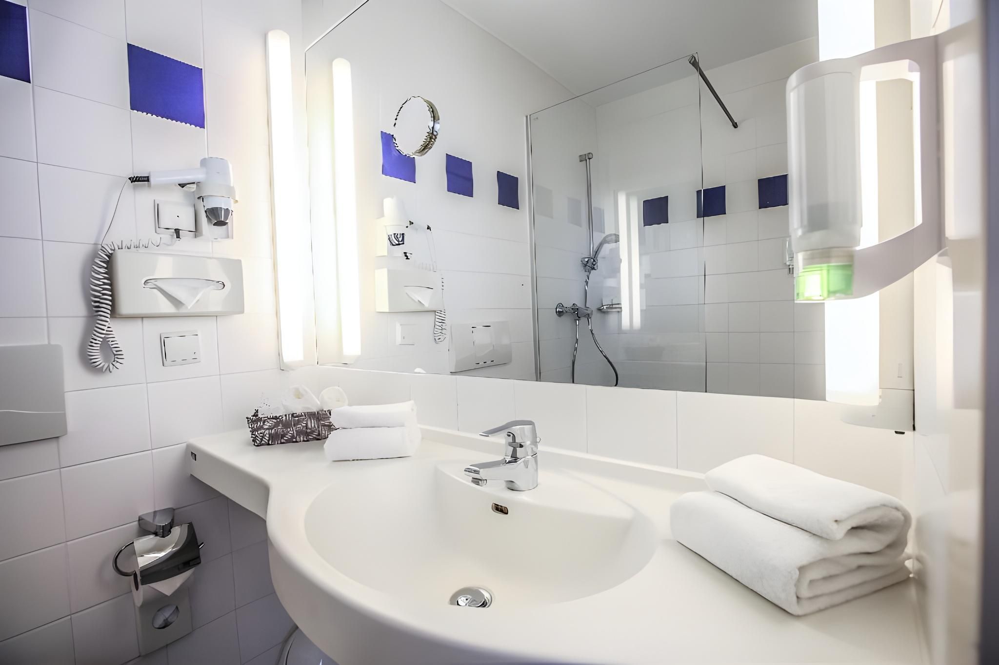 Comfort Single Room
