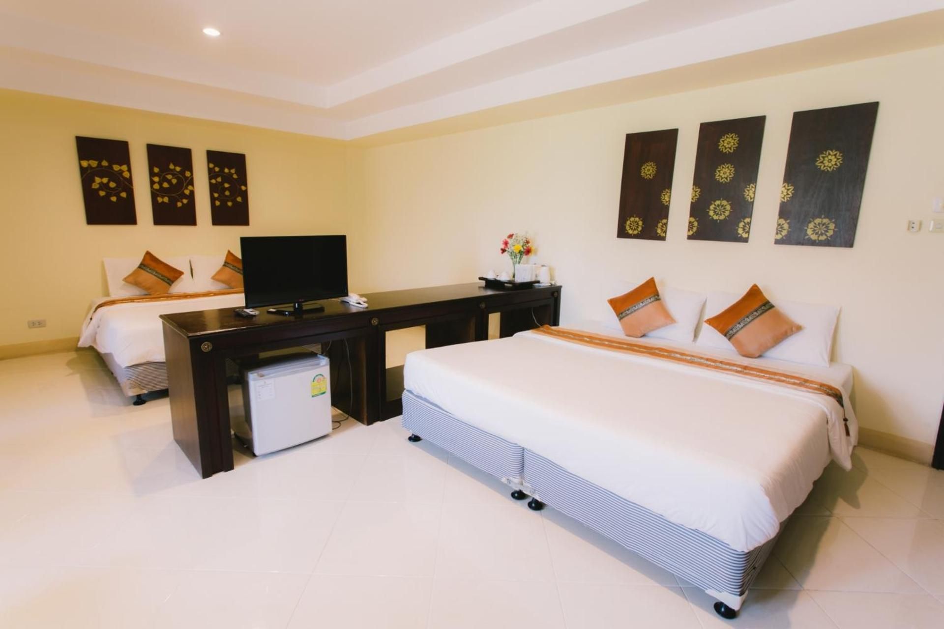 Deluxe Quadruple Room