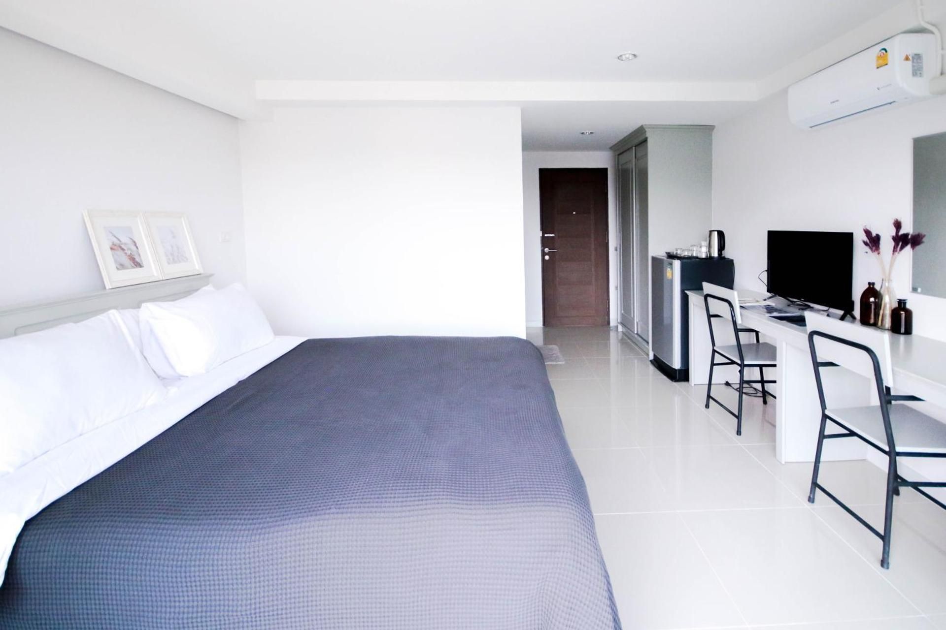 Standard Double Bedroom