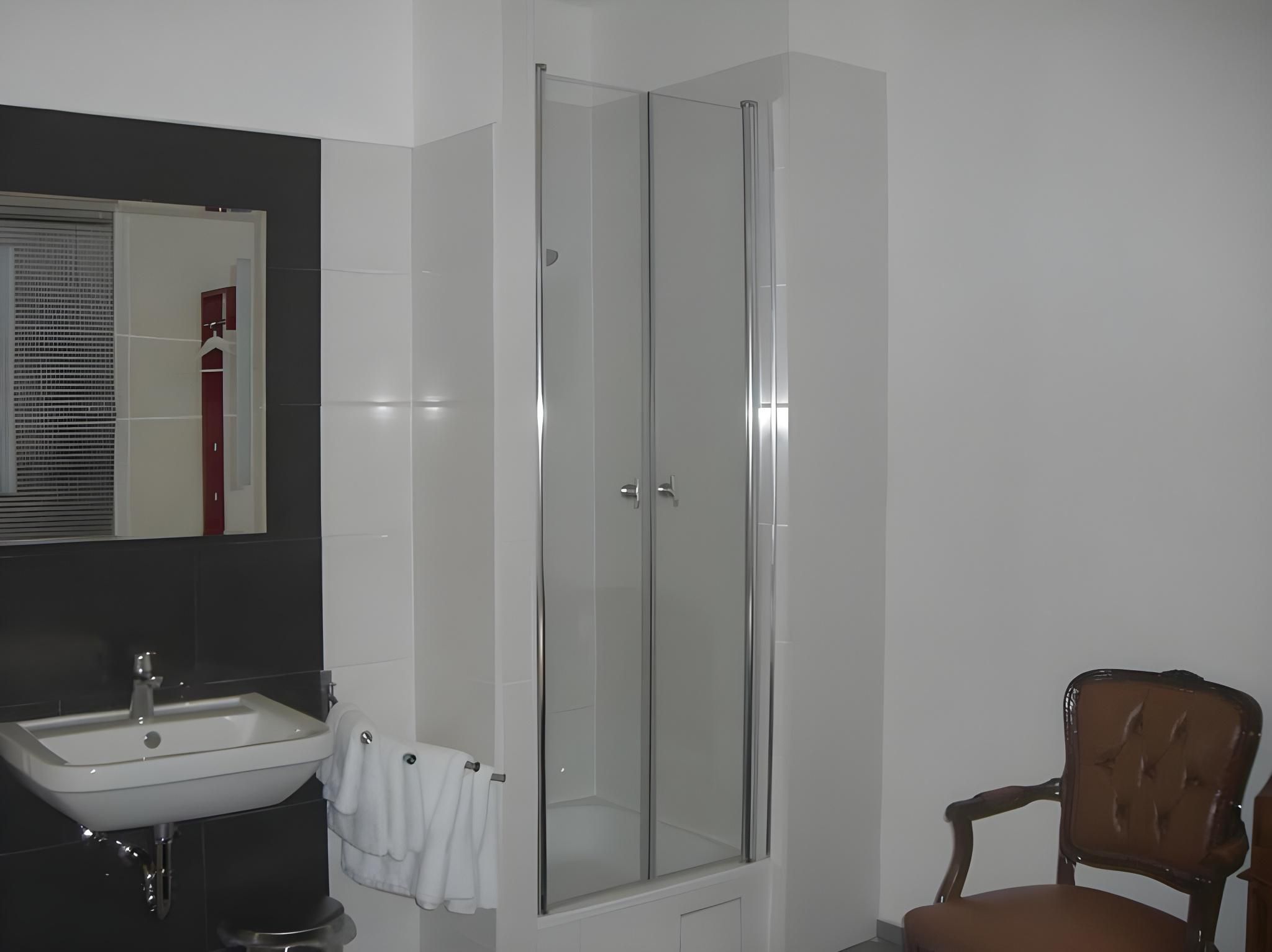 Economy Single Room