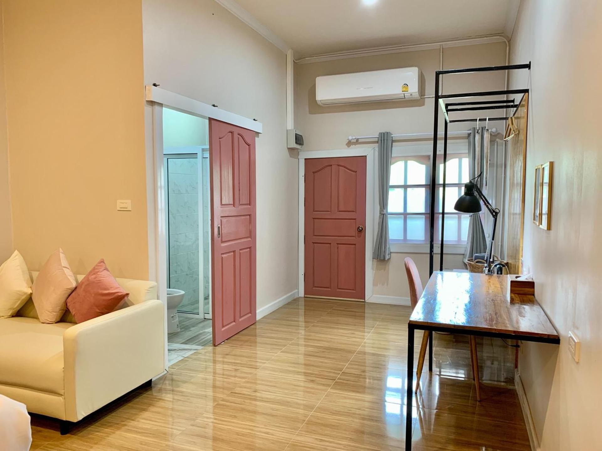 Funwan Hotel Superior Triple Room 3