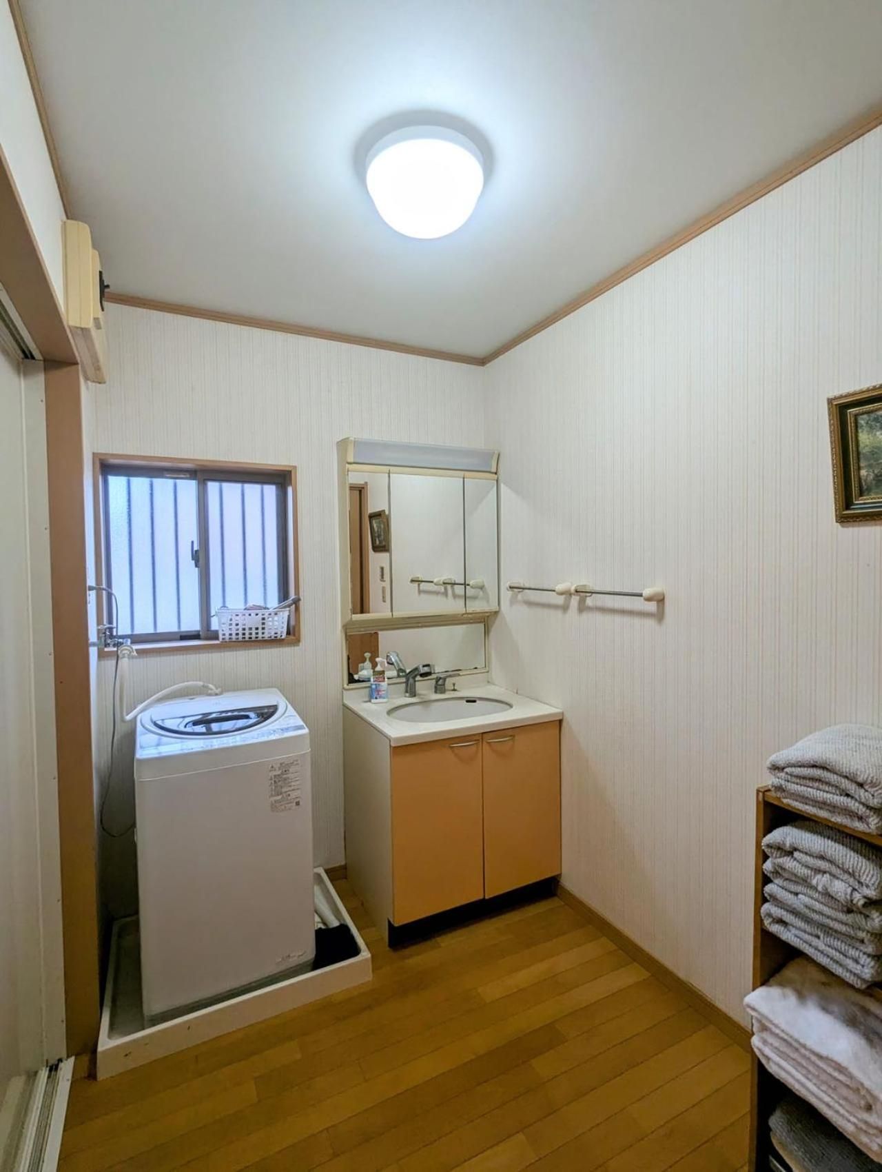 Economy Twin Room