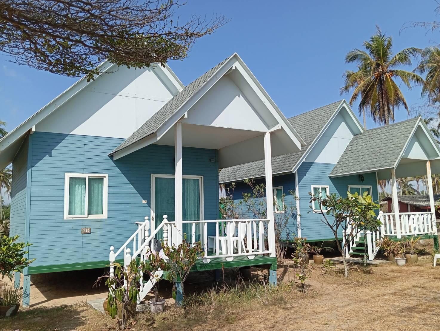 Baan Thon Beach Resort