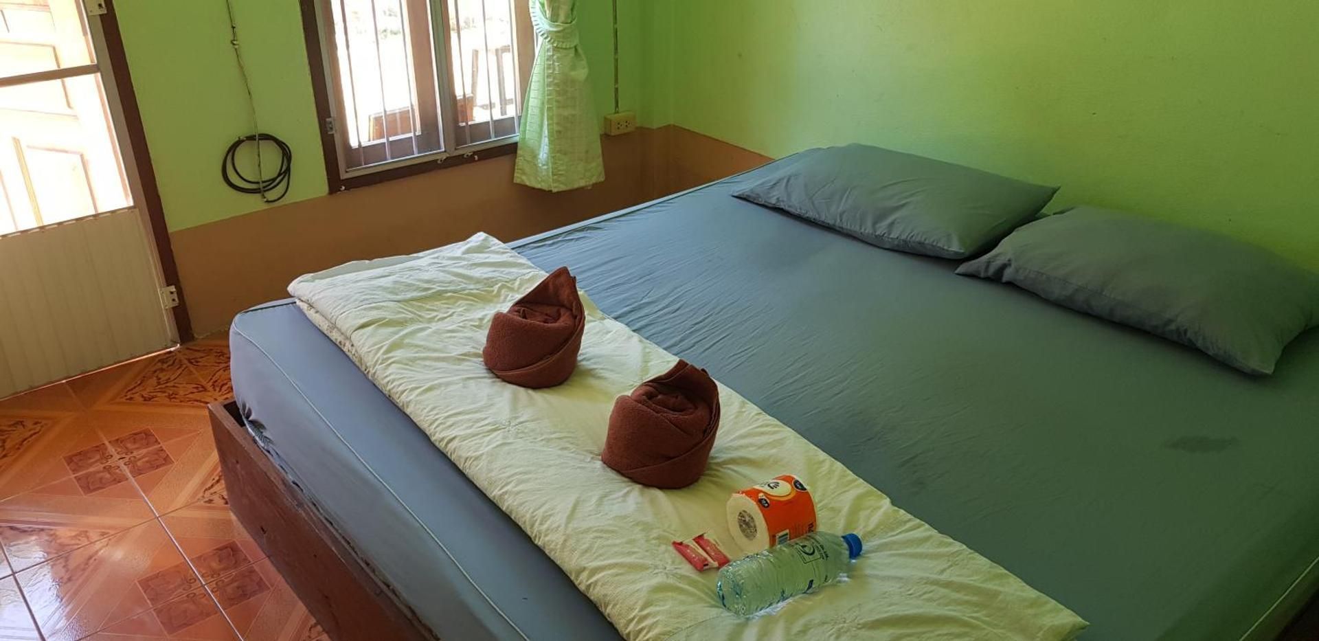 Queen Room with Pool View