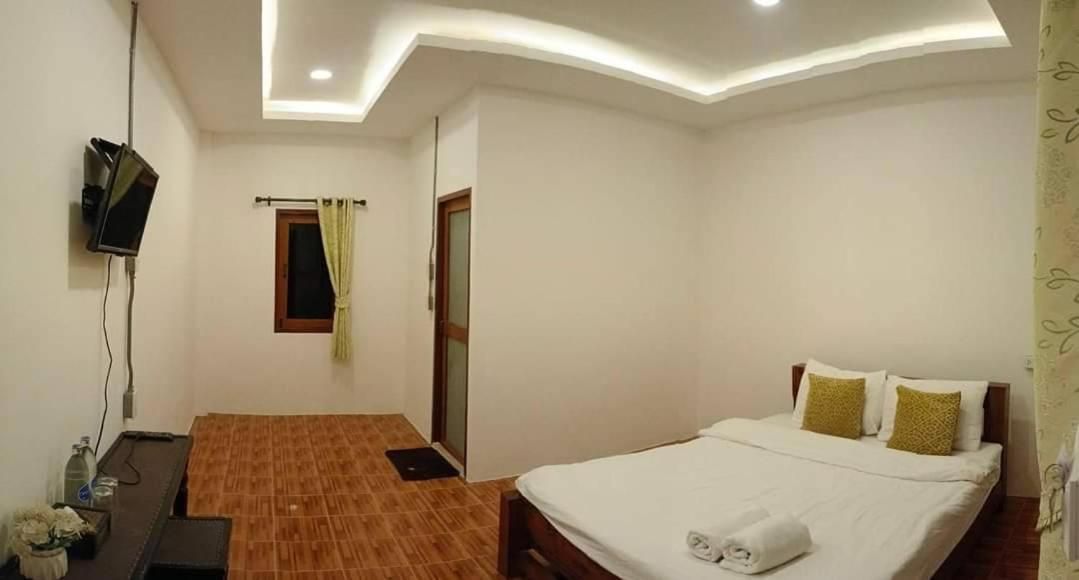 Double Room with Pool View
