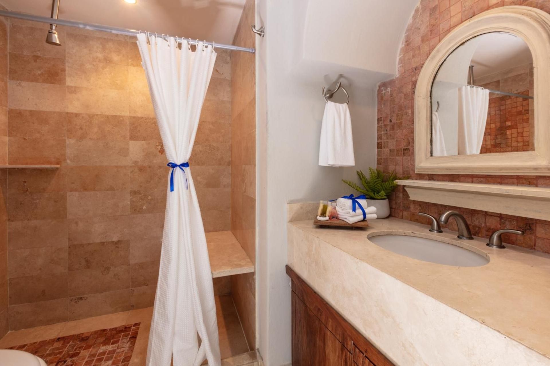Lush Heaven Master Suite