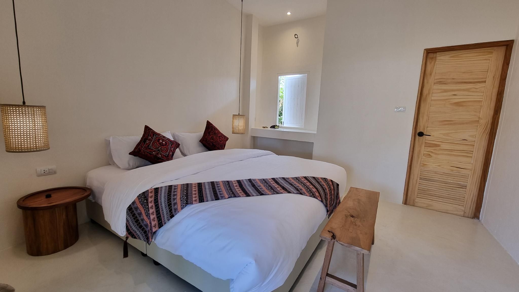 Garden View Room - King Bed