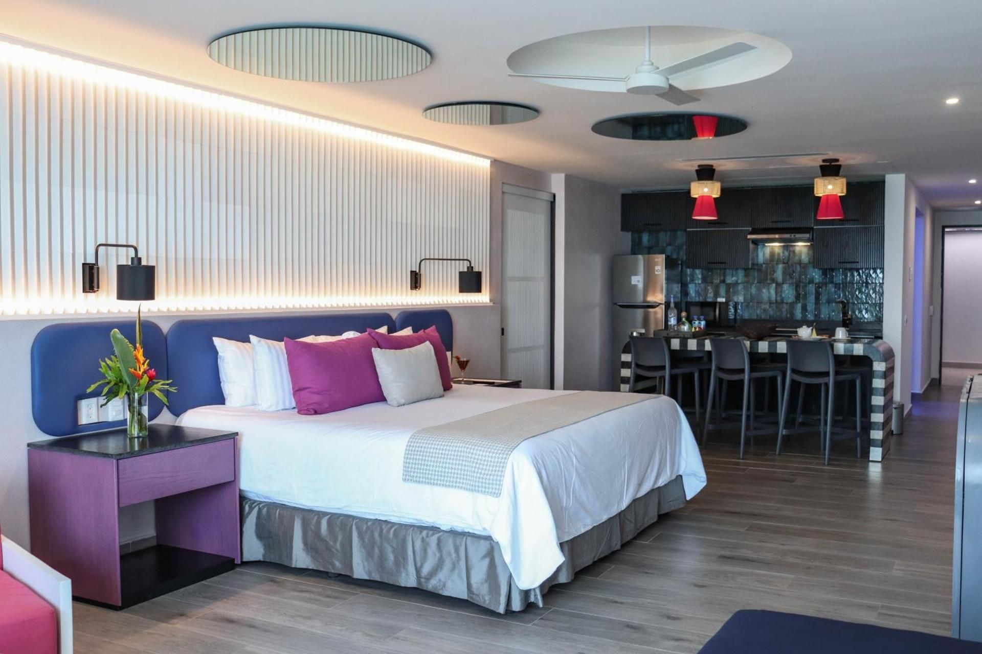 Junior Suite Partial Ocean View