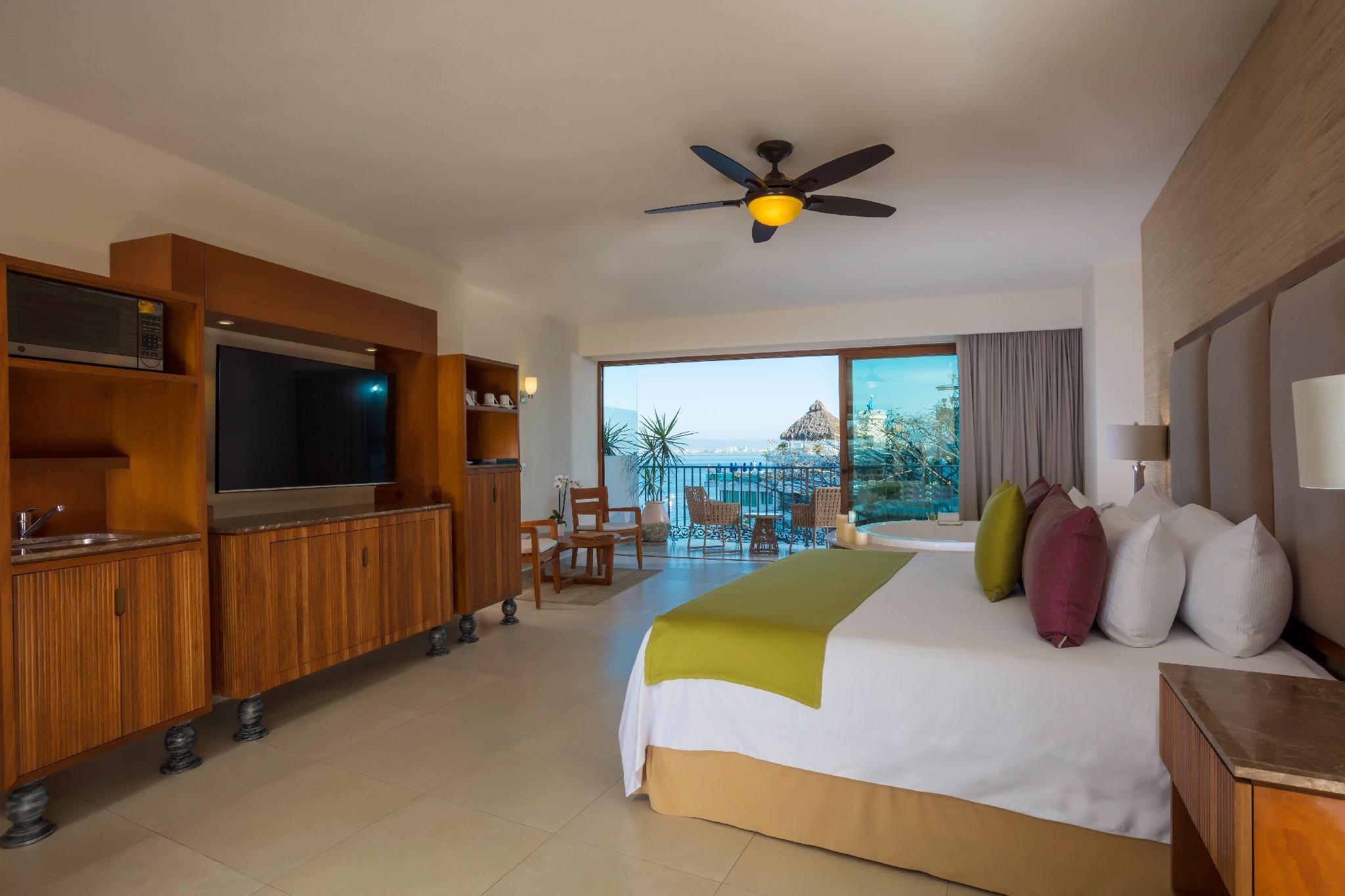 Ocean View Romance Suite