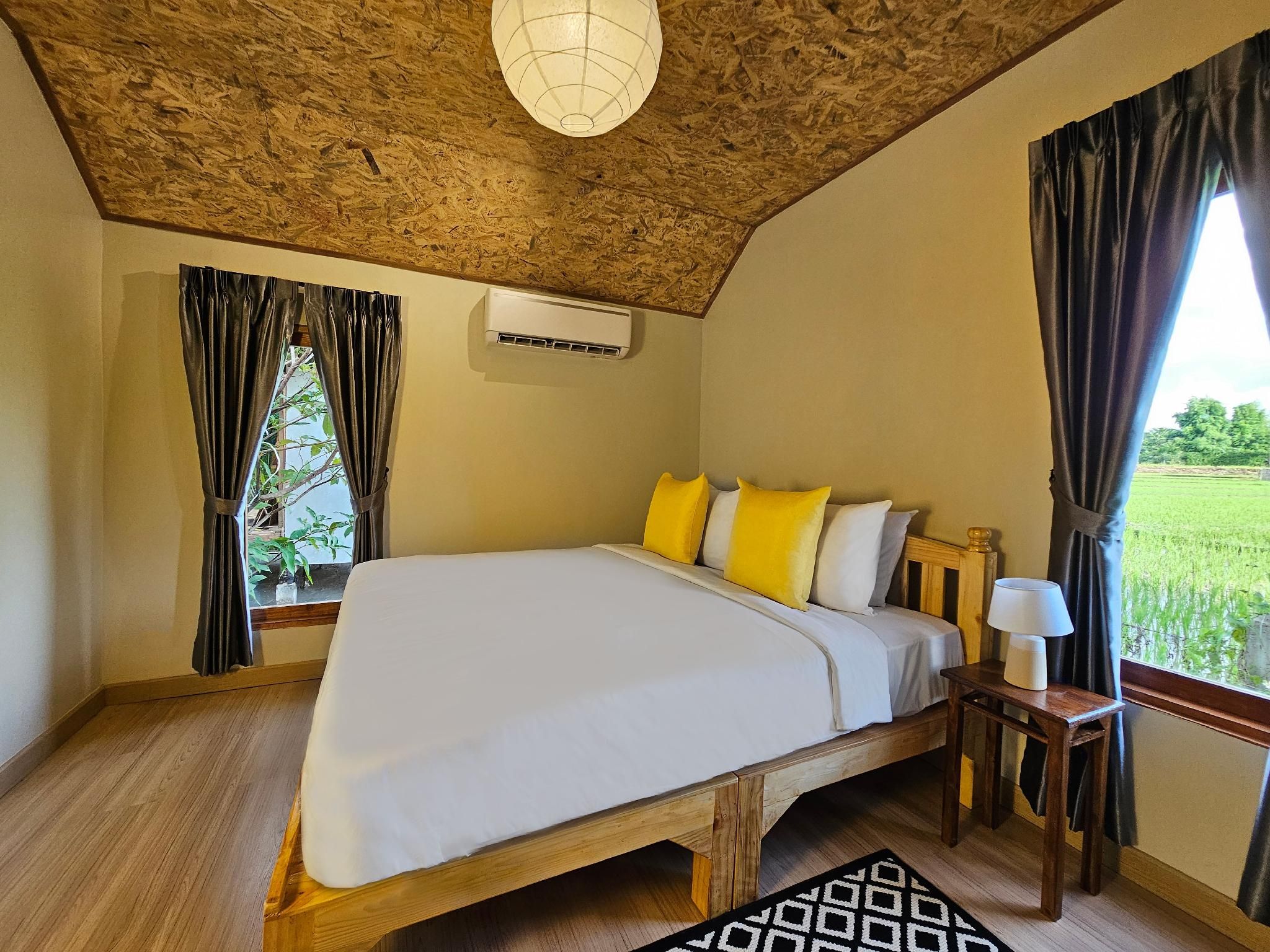 Farm House Deluxe