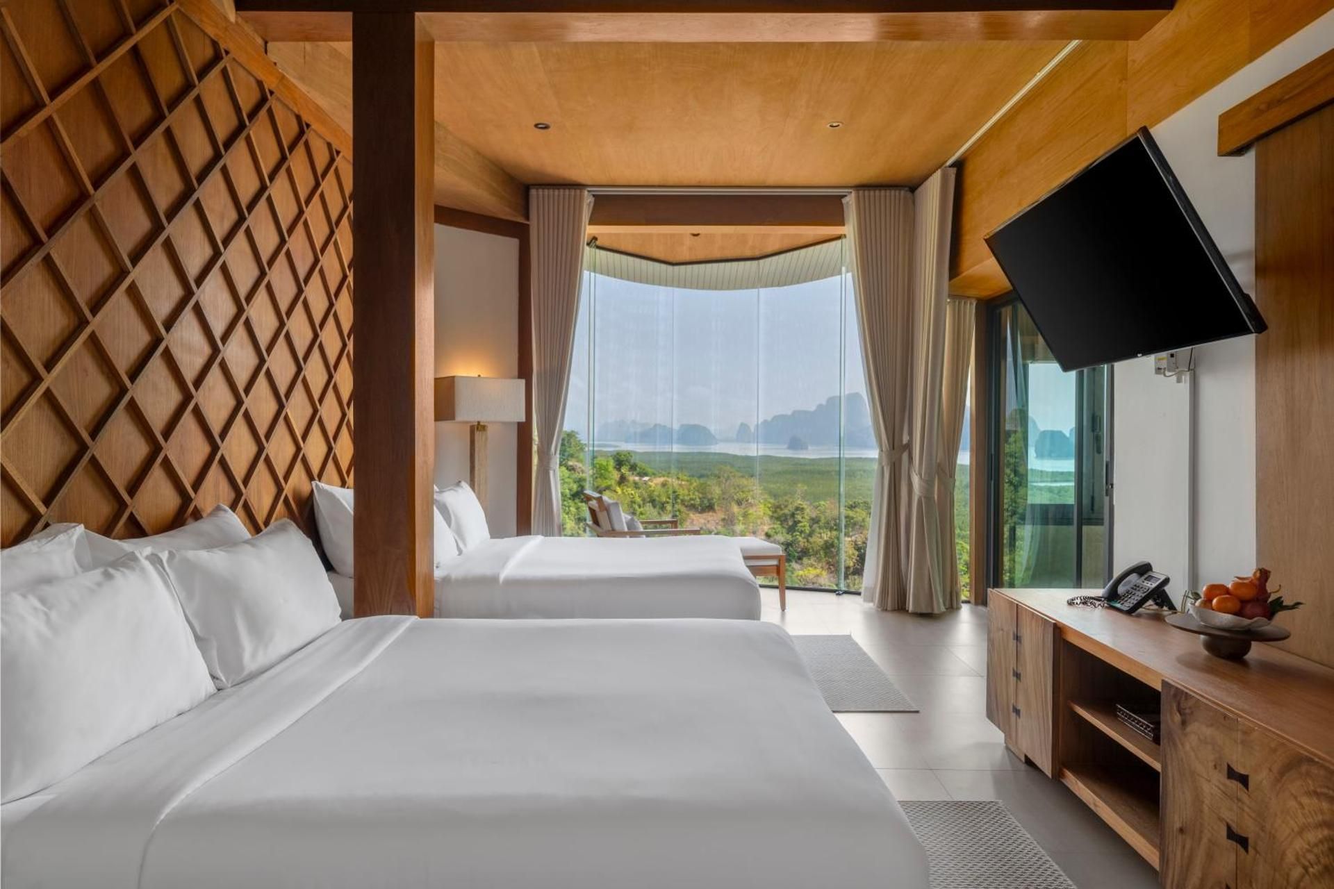 Seaview Villa with Twin Bed No. 16