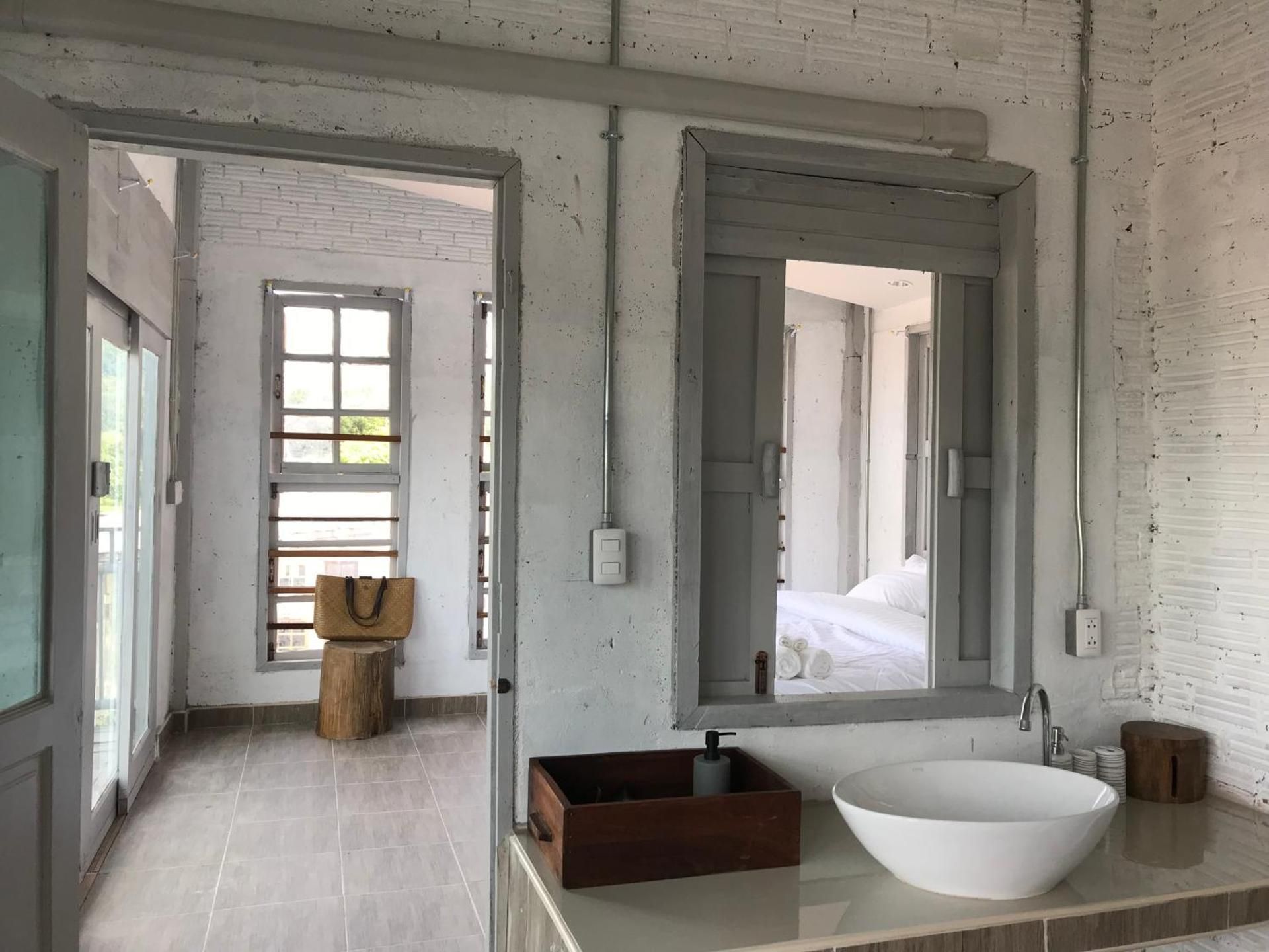 Deluxe Double Room with Balcony and Sea View