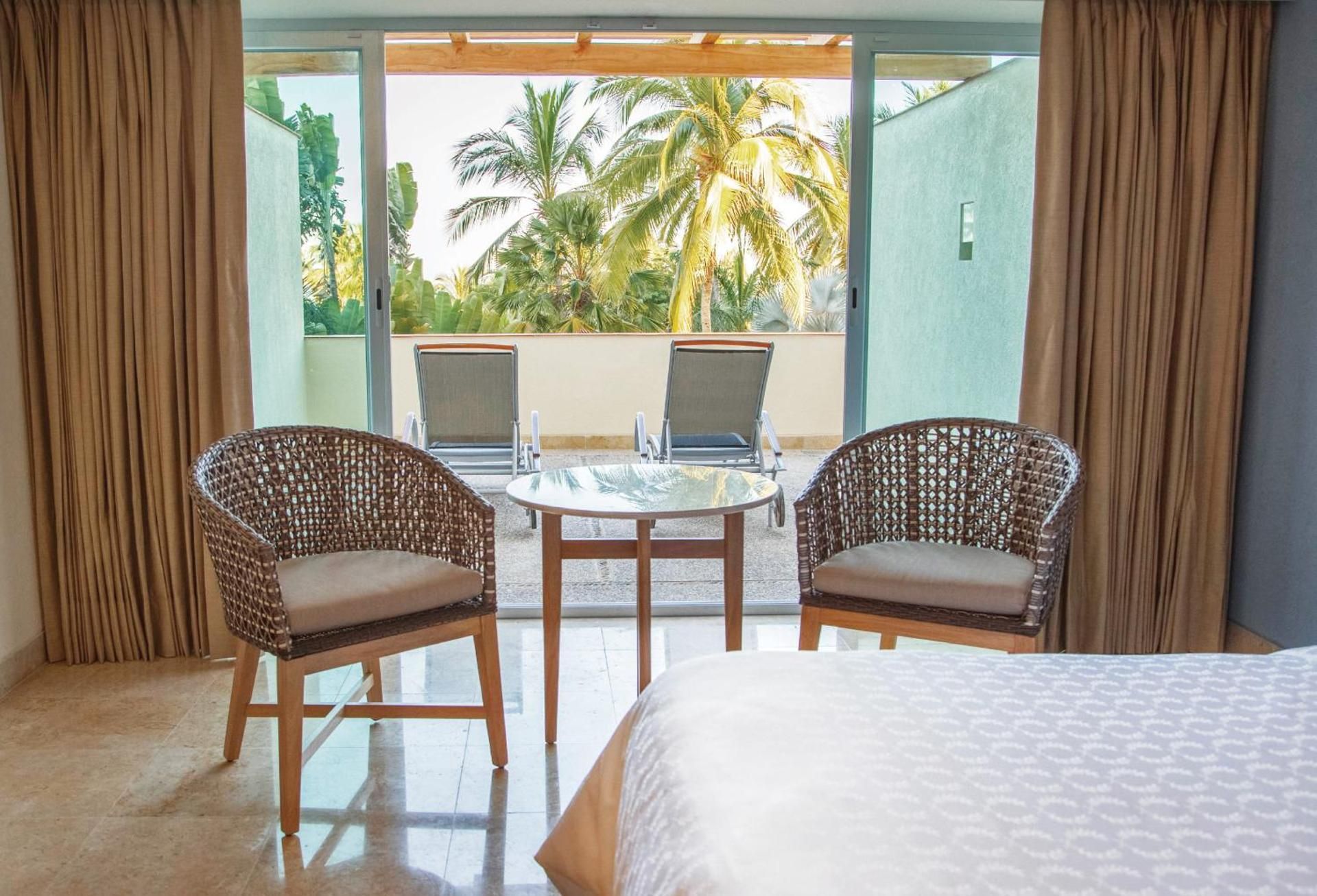 Deluxe Guest room, 2 Double, Ocean view, Terrace