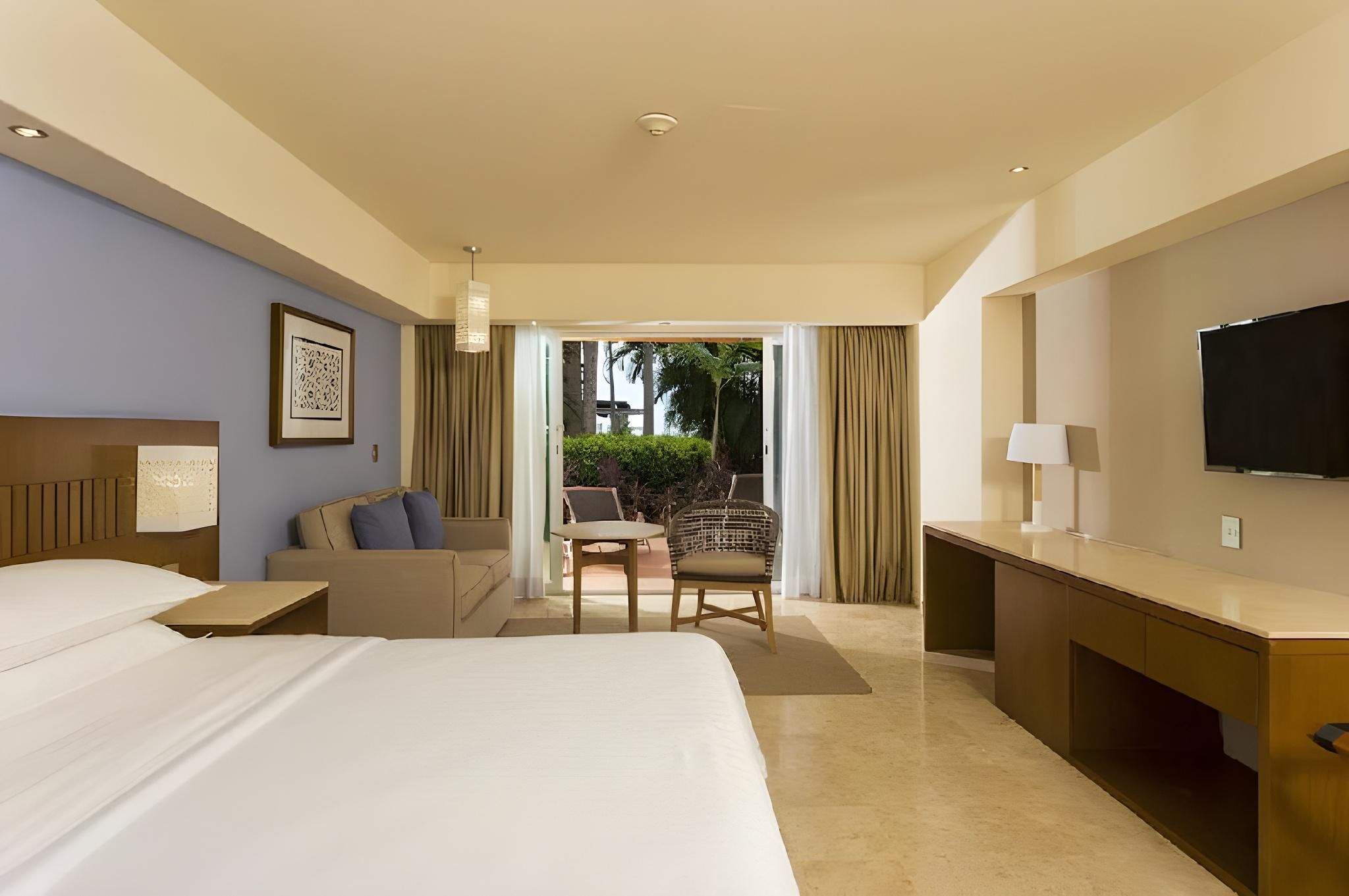 The Club at Sheraton Buganvilias