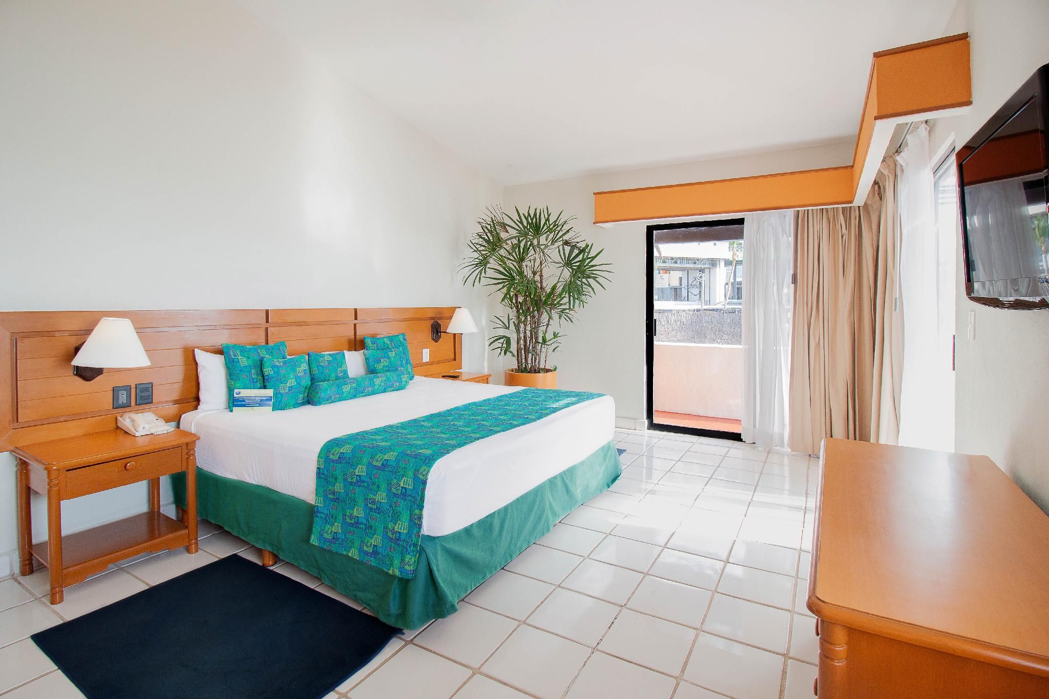1 Bedroom Suite