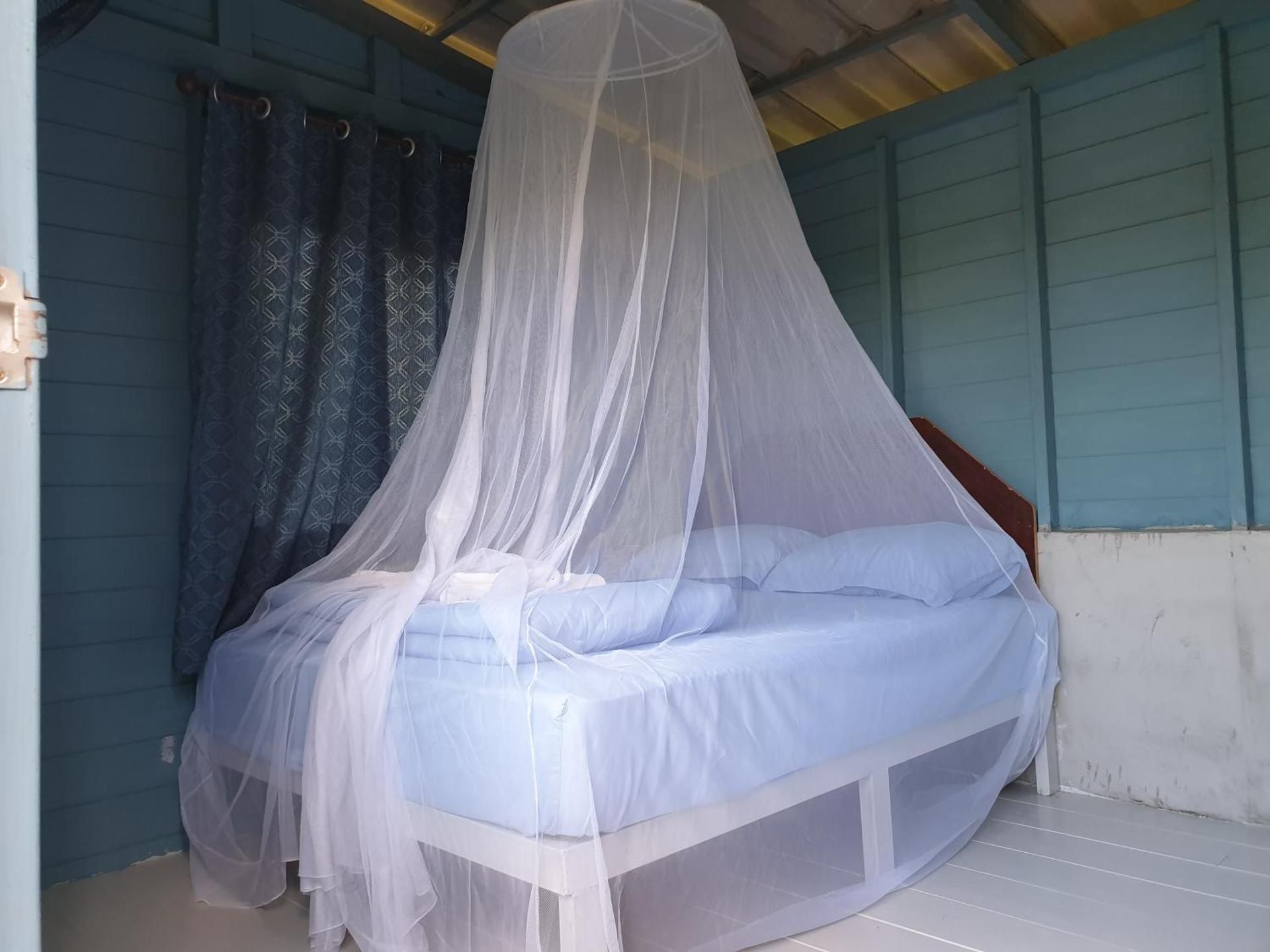 Bungalow with Fan