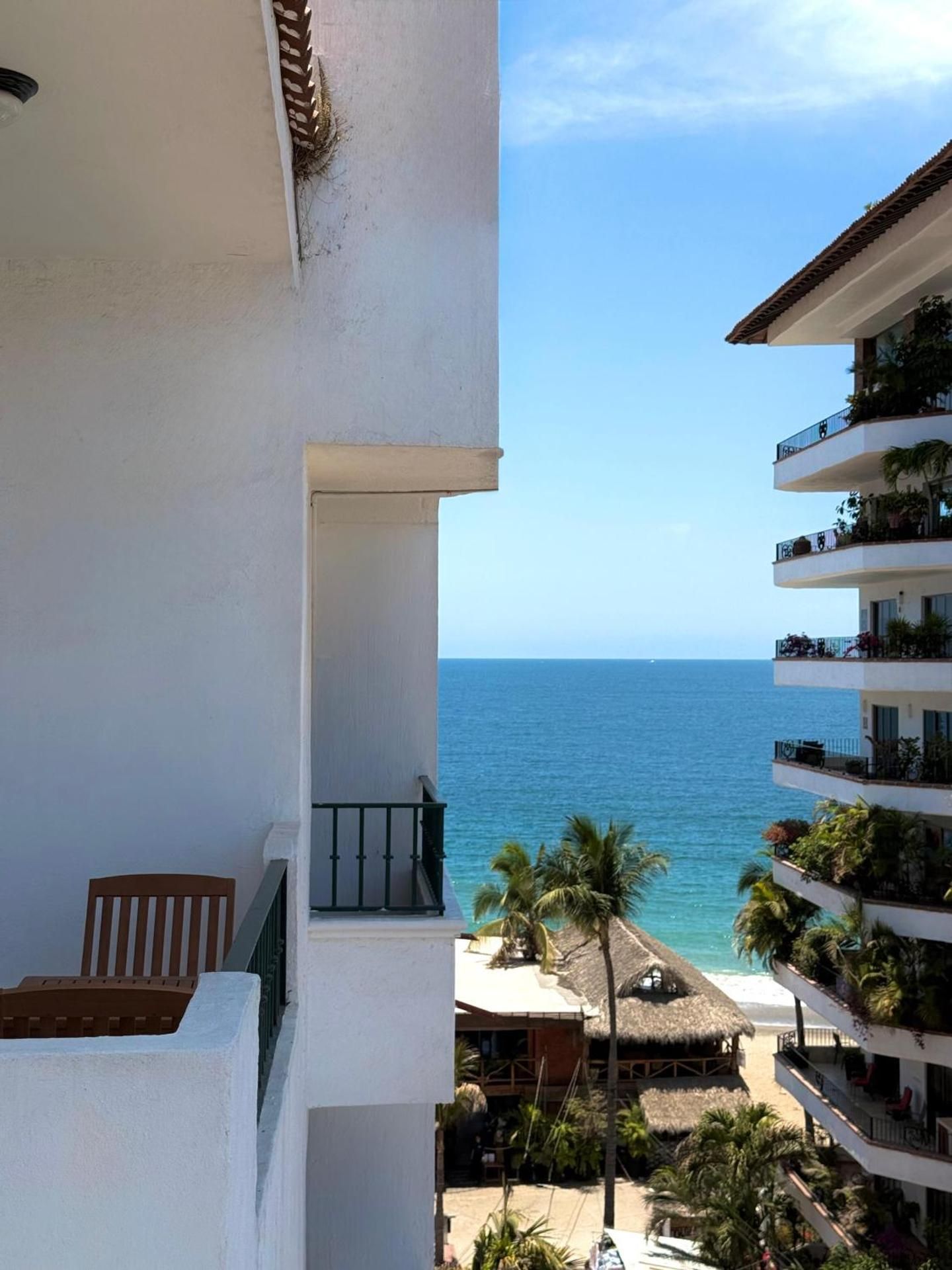 Two-Bedroom Apartment with Balcony and Sea View