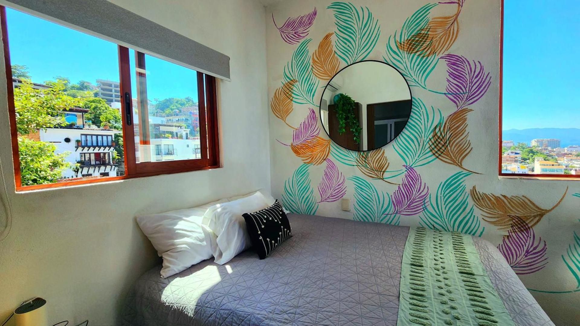 Deluxe One-Bedroom Apartment with Ocean View