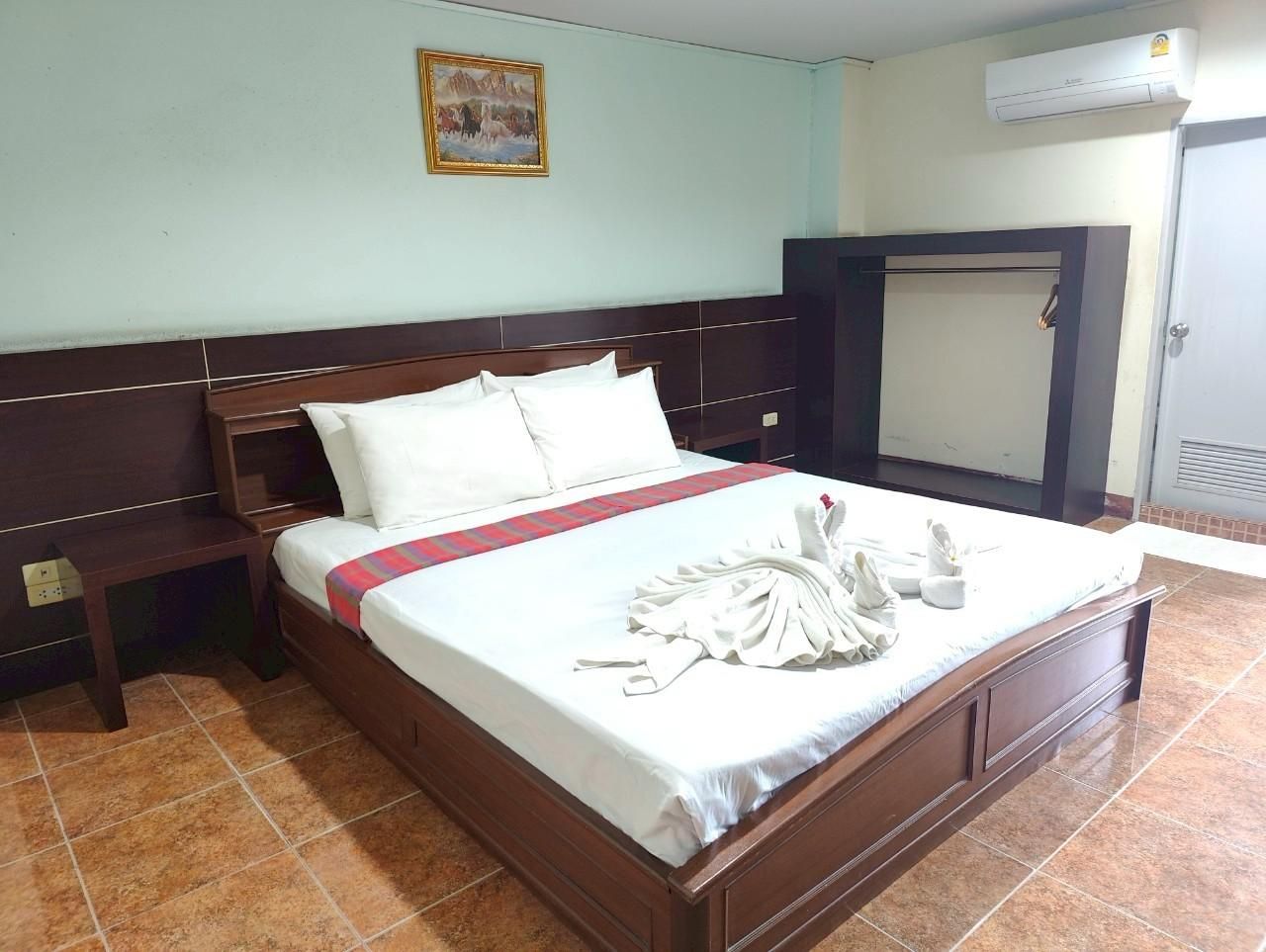 Cabbages & Condoms Hotel Ratchaburi Economy Double Room 2