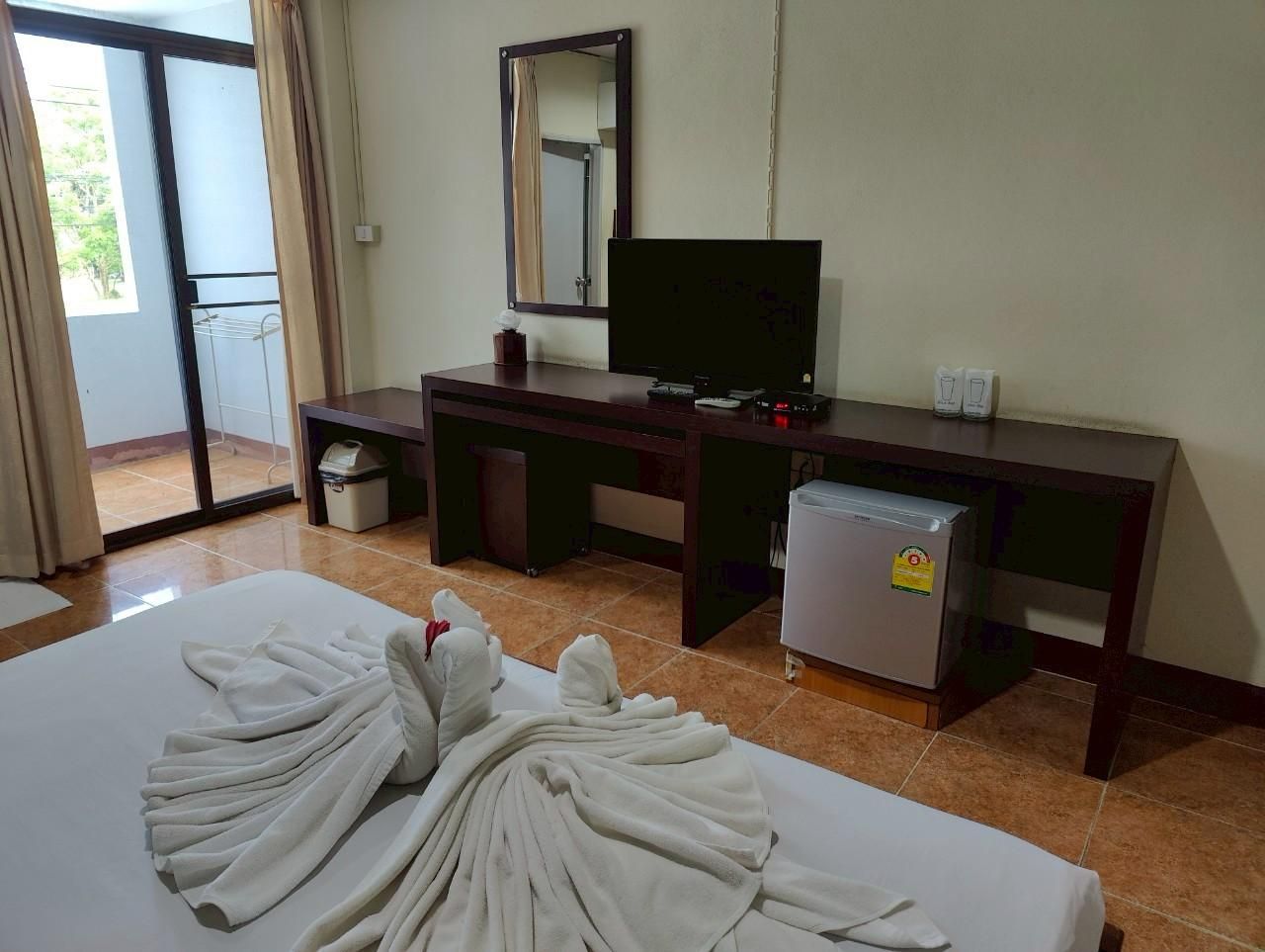 Cabbages & Condoms Hotel Ratchaburi Economy Double Room 3